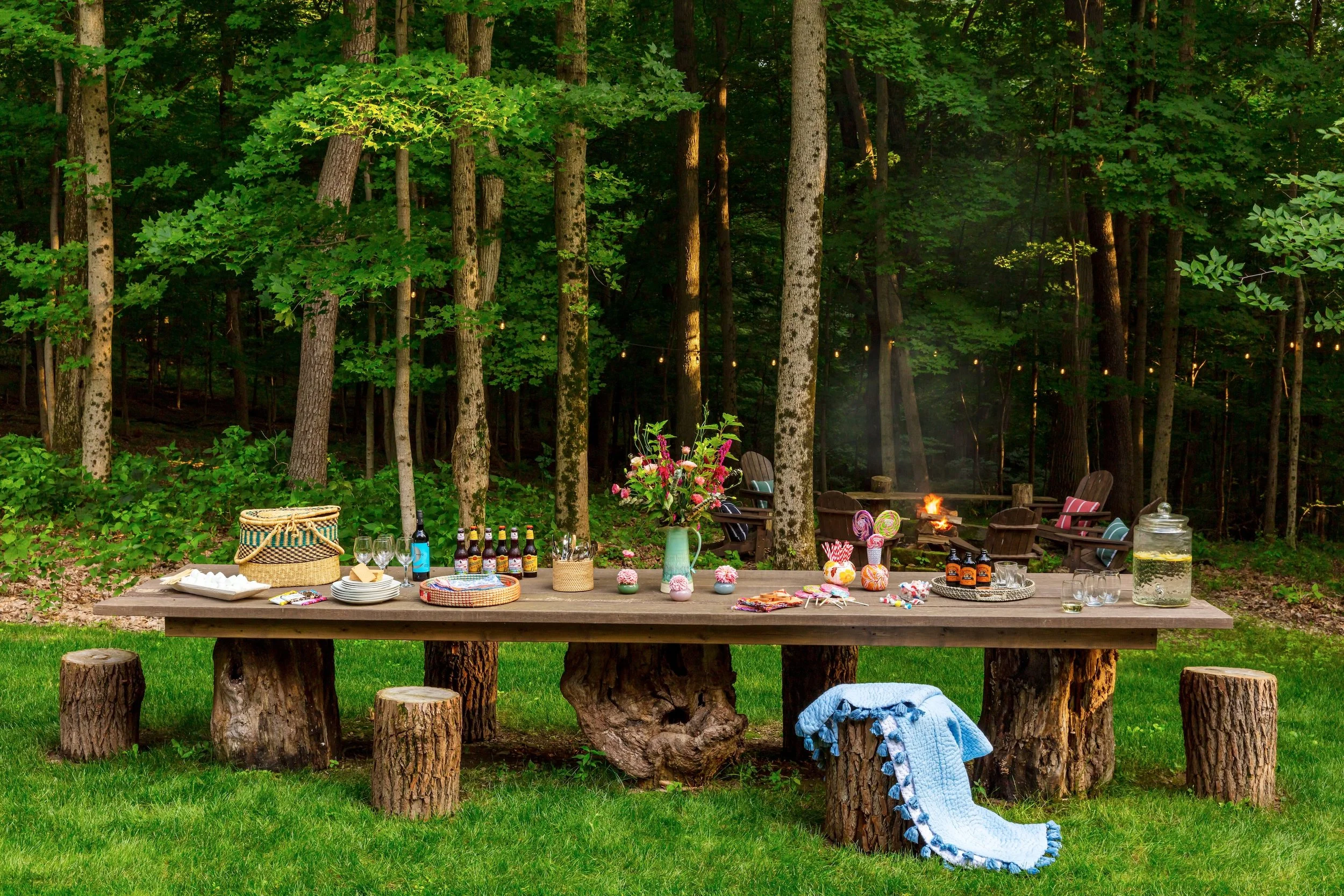 unique-outdoor-dining-table-natural-setting.jpg