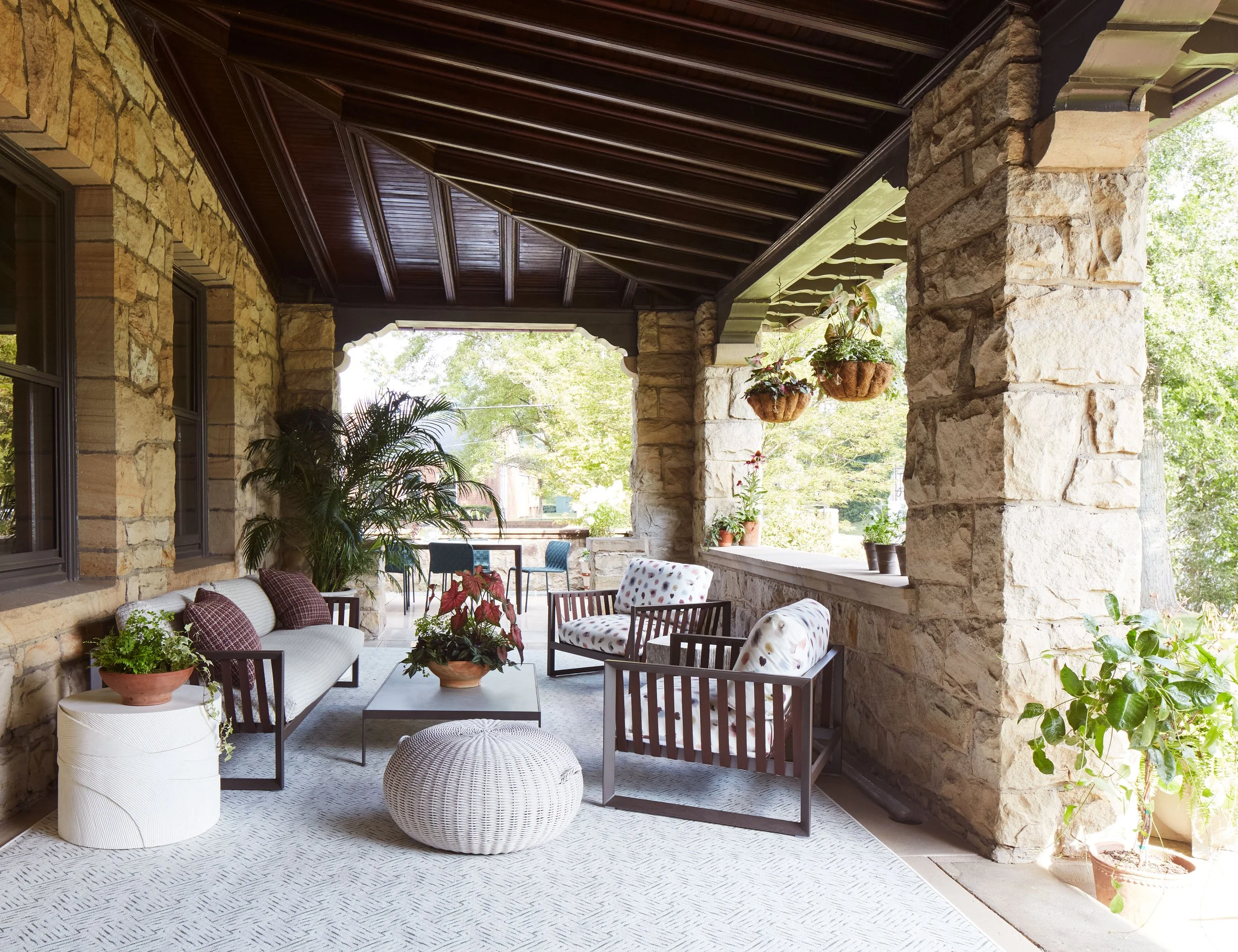 covered-patio-with-comfortable-outdoor-lounge-chairs.jpg
