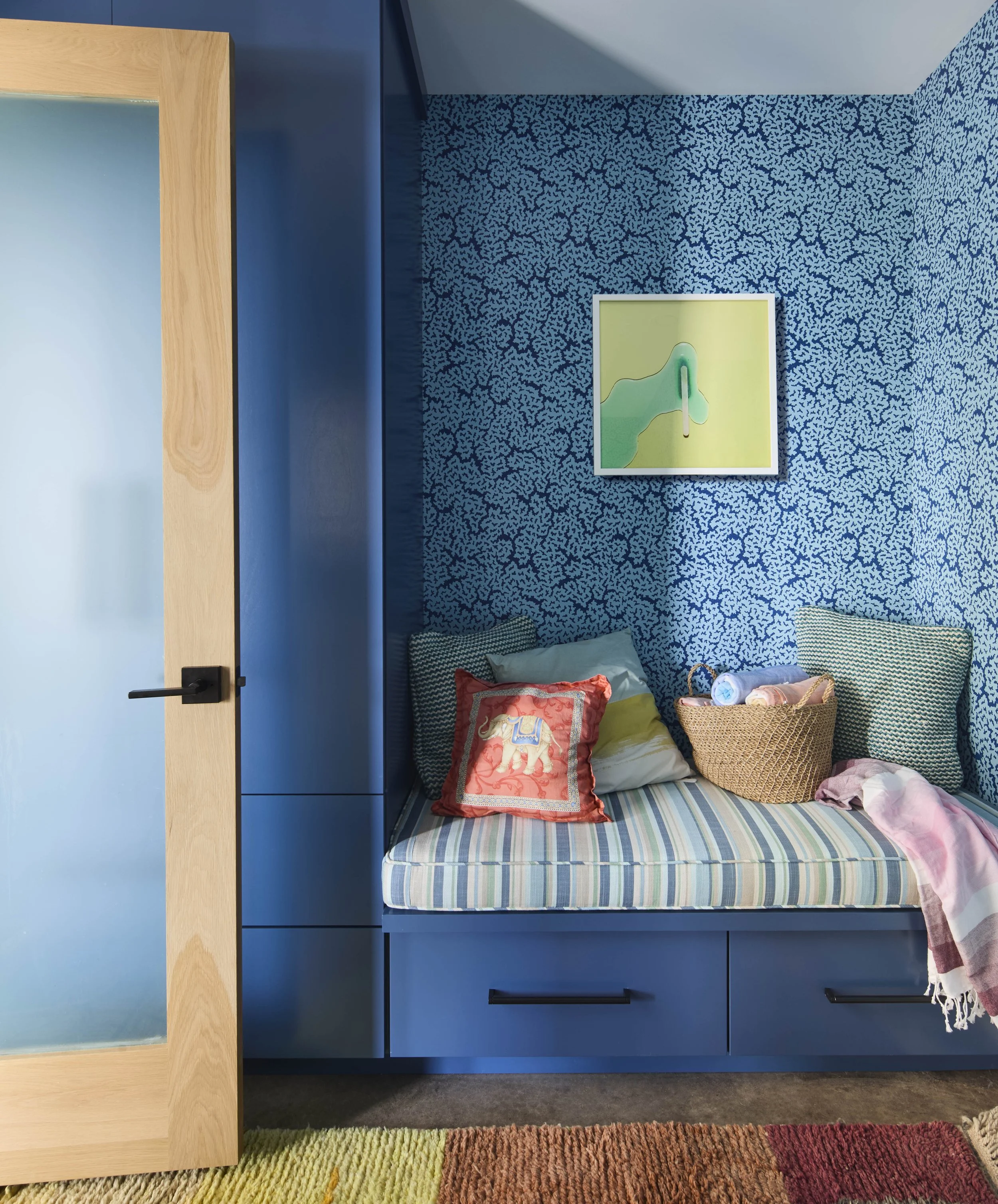 built-in bench seating with cushions