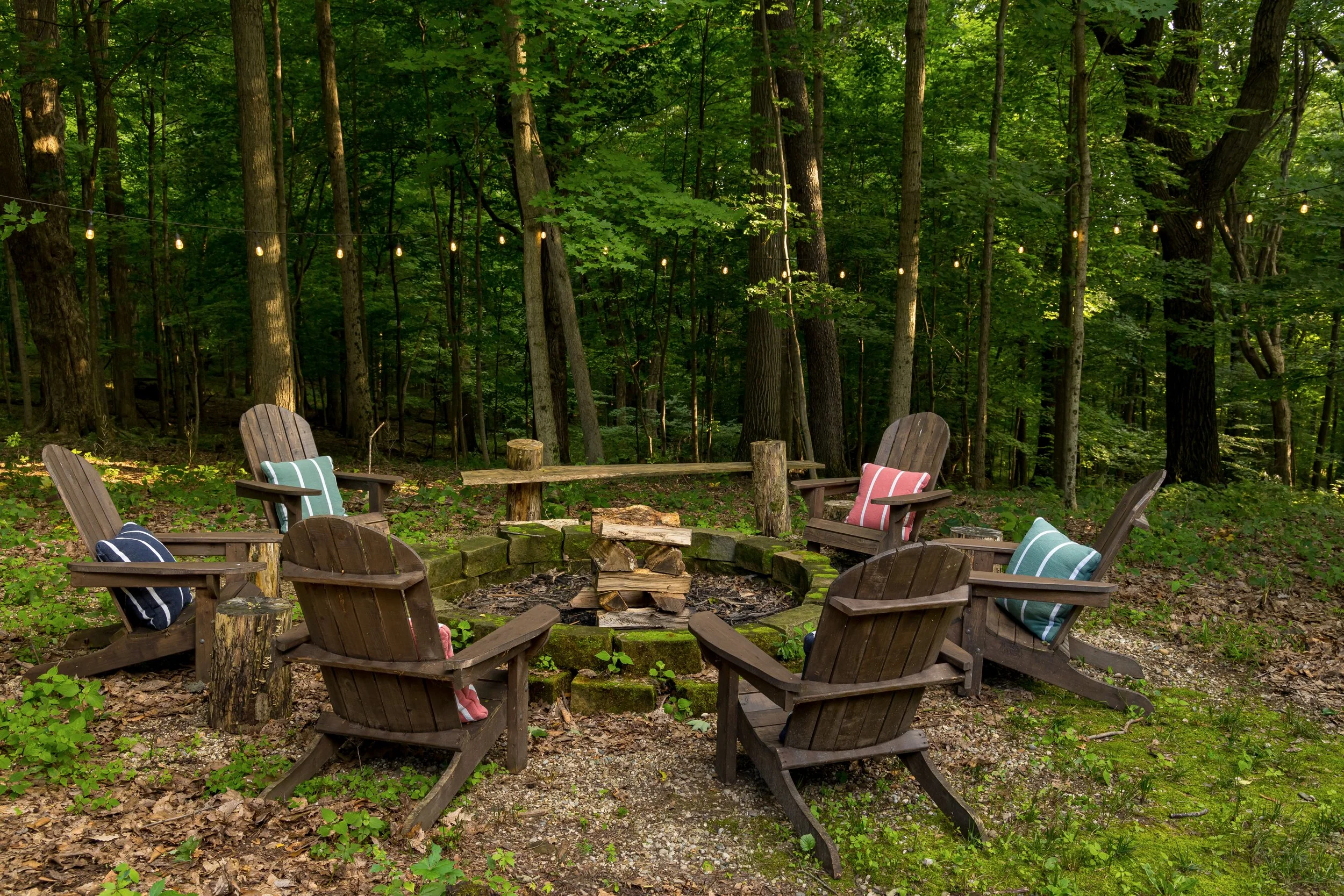 stylish-outdoor-living-adirondack-chairs.jpg