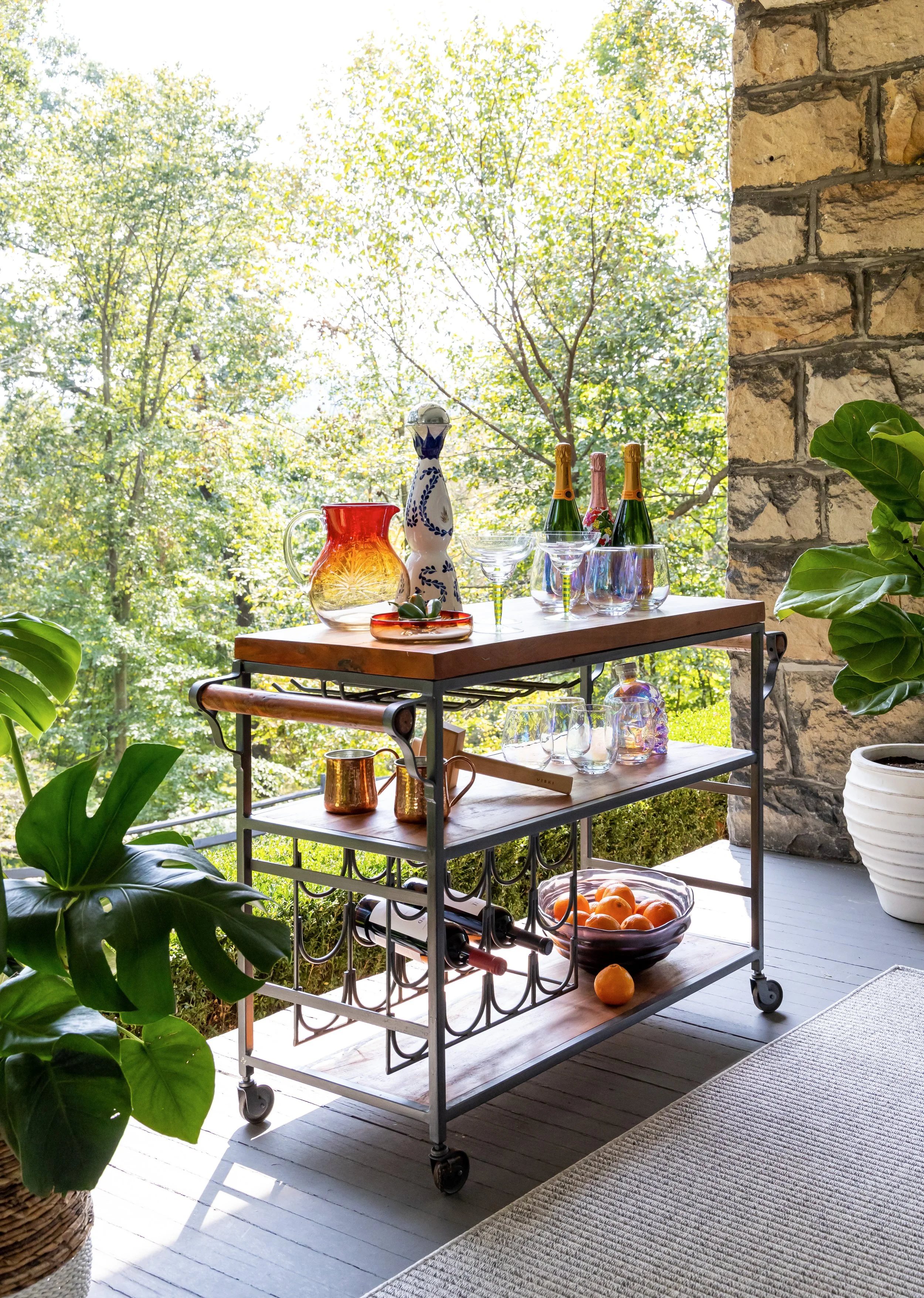 outdoor-bar-cart-entertaining-family.jpg