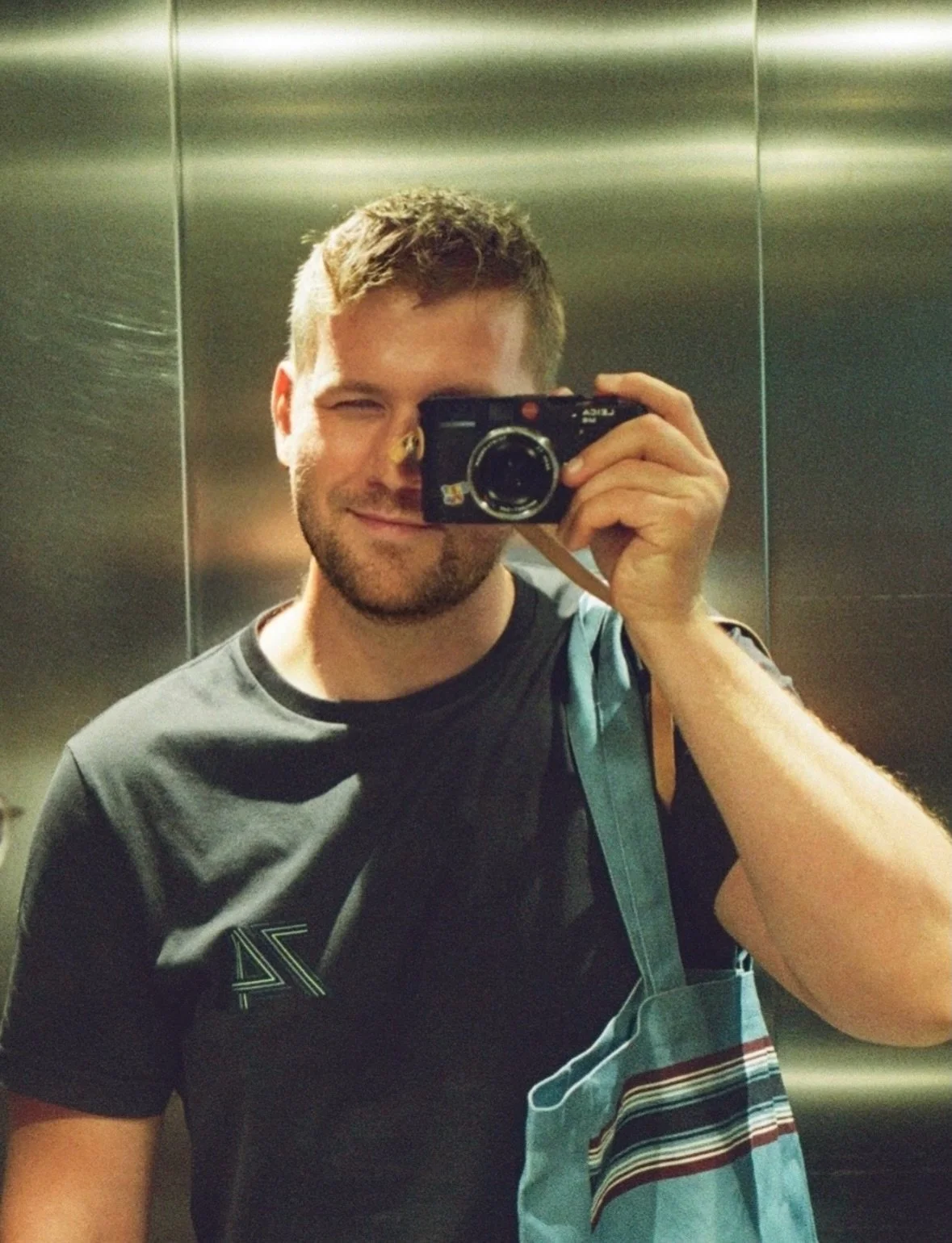 Can&rsquo;t miss with a M6 
@graintoraw 

Curated by @mrgrailhunter

#leicahunter #Leica #leicacamera