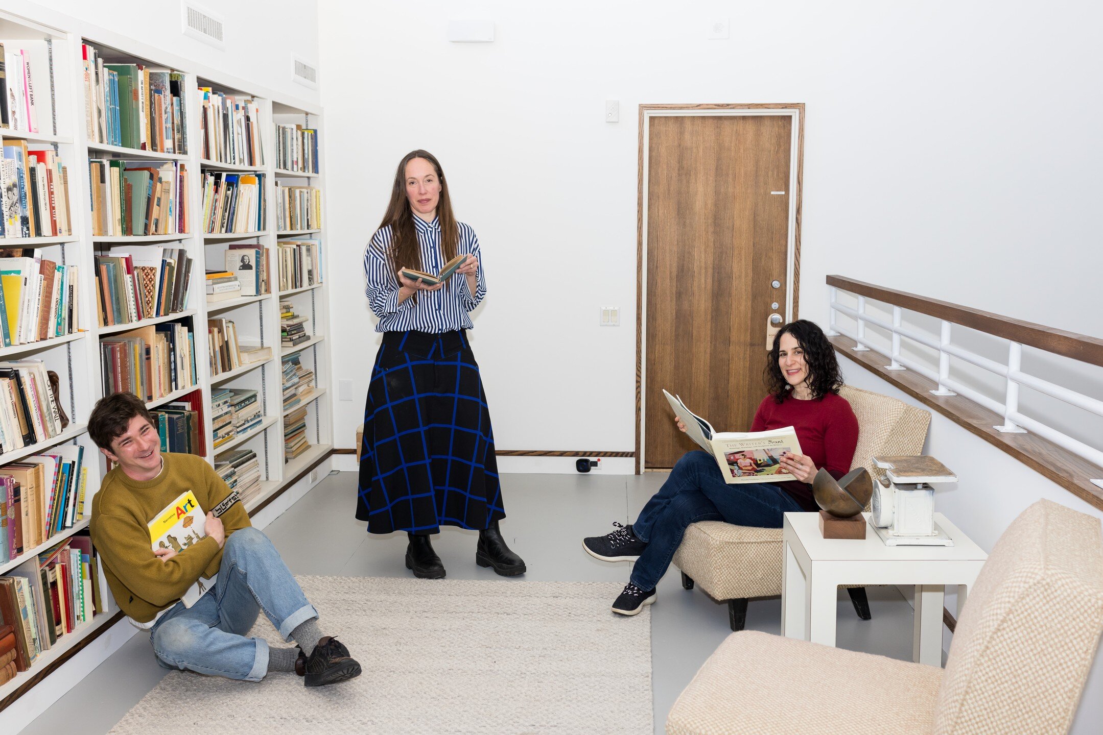 Last week our fantastic March cohort choreographer and writer Biba Bell (Detroit, MI) @bellbiba, artist and gallerist Cody Castle-Stack (Portland, ME) @acastlestack, and art historian Marisa Lerer (Brooklyn, NY) @marisalerer concluded their residenci