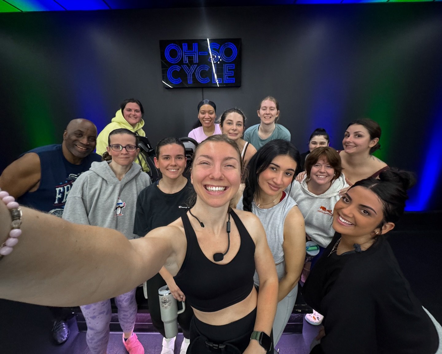 Ellie Goulding ride ✨
Sweaty, glowy, and very much still &ldquo;burning.&rdquo;
Such a fun night with this crew.

#EllieGouldingRide #OhSoCycle #SpinLife #CycleFam #NewarkDE
