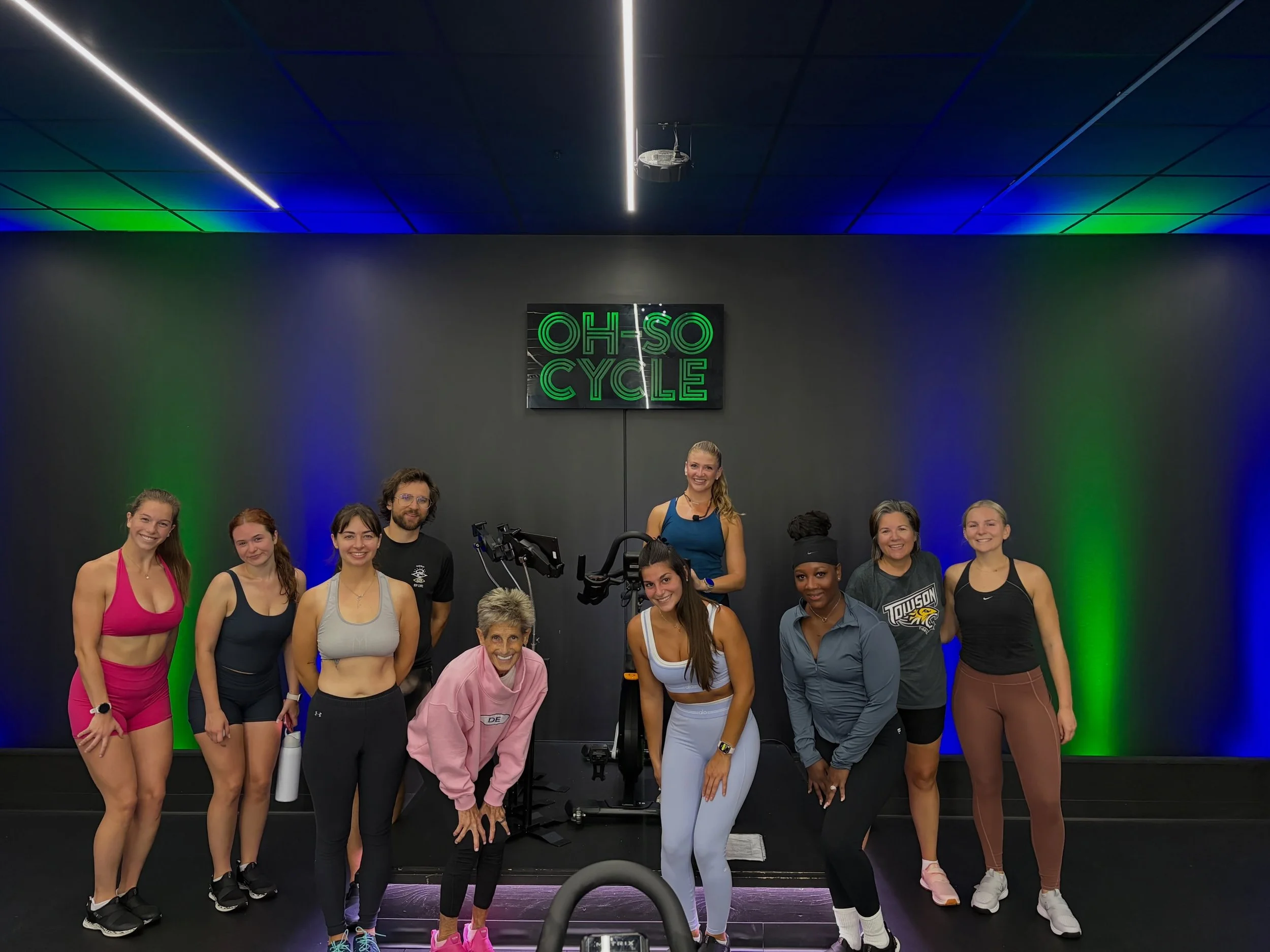 One last time&hellip; can we talk about how GOOD this ride was?! ☁️🎶✨

Ponytails were high, playlist was loud, &amp; energy was even higher. Thank u to everyone who rode with us and made this one so much fun 🤍

#ohsocyclefam #arianagrande #arianato