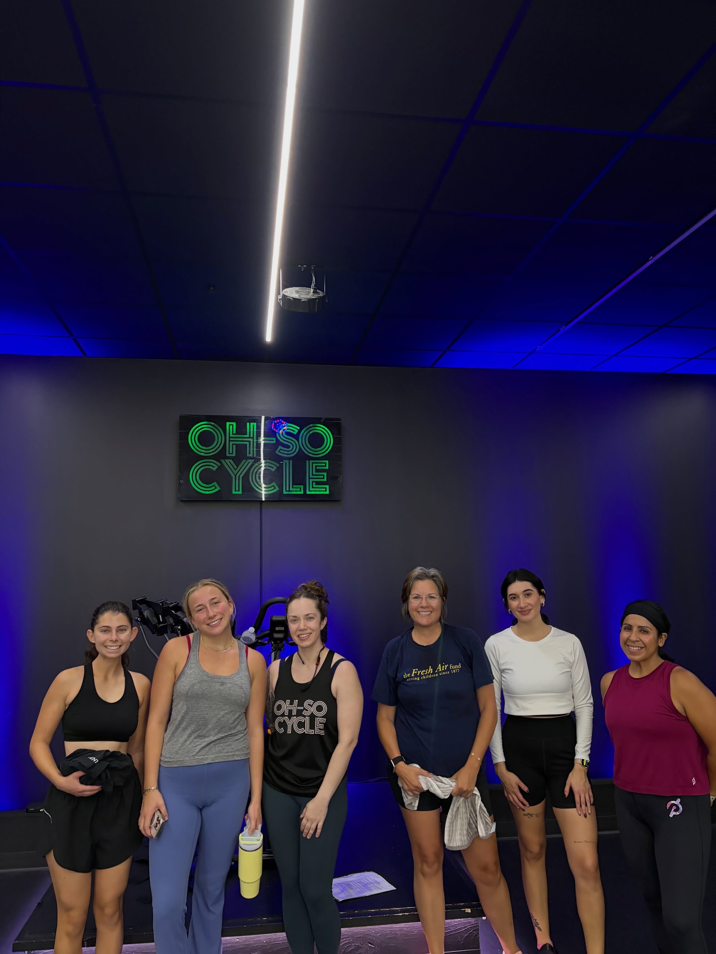Beethoven would&rsquo;ve loved a bass drop, just saying 🎻🔊

Orchestral EDM was LOUD in all the right ways. Thanks to everyone who rode with us 🤍⚡️

#ohsocyclefam #groupﬁtness #edmmusic #orchestramusic #spinclasslife