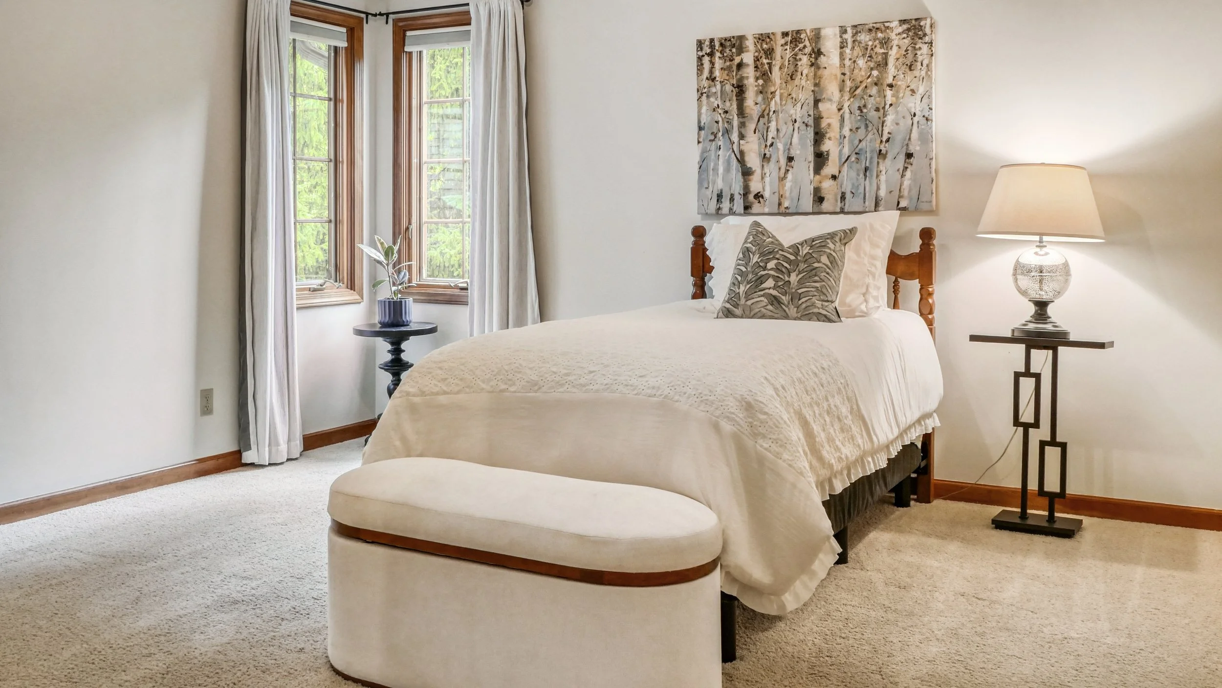 Left Guest Room 3.jpg