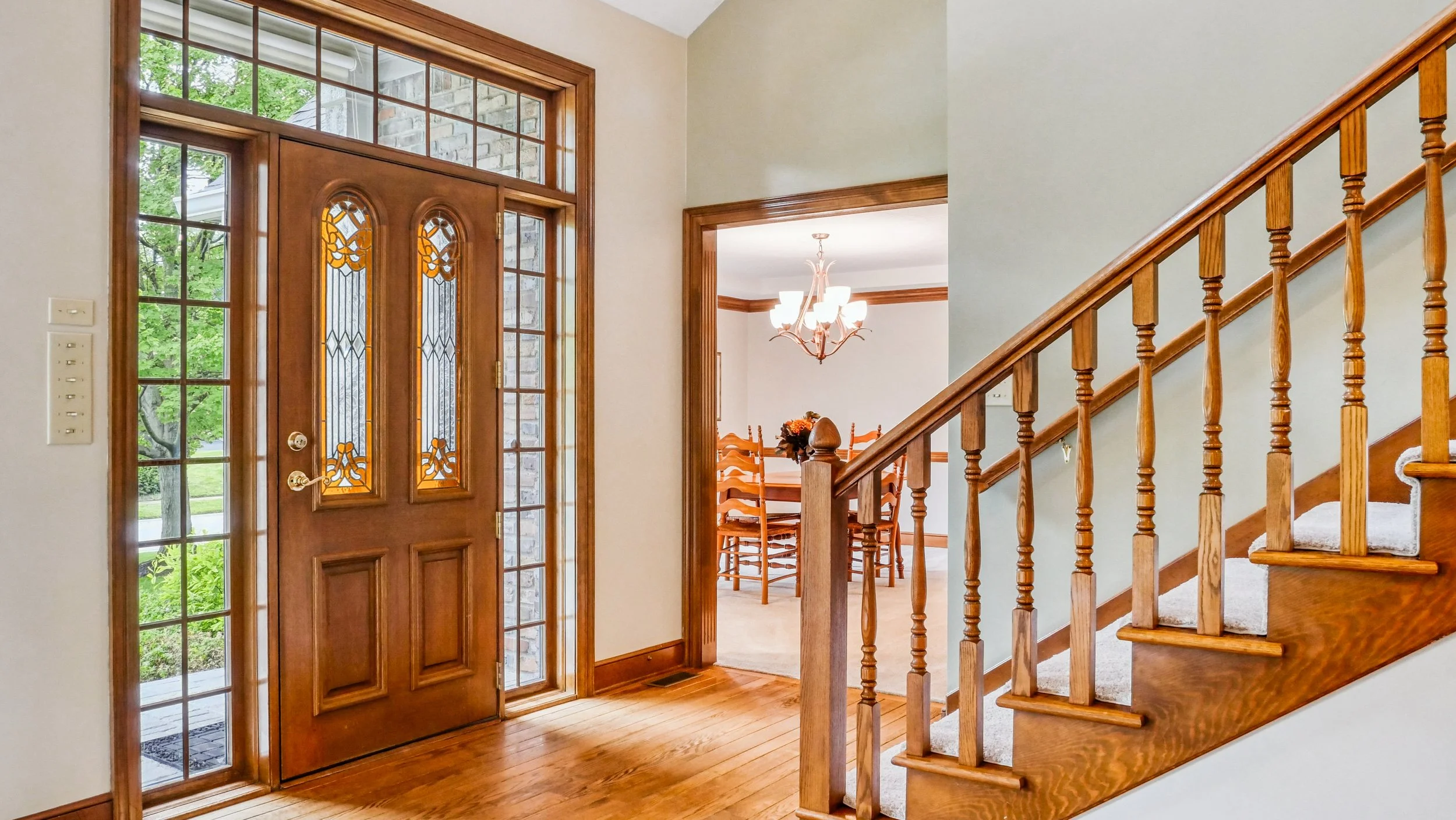 Foyer and Dining Room.jpg
