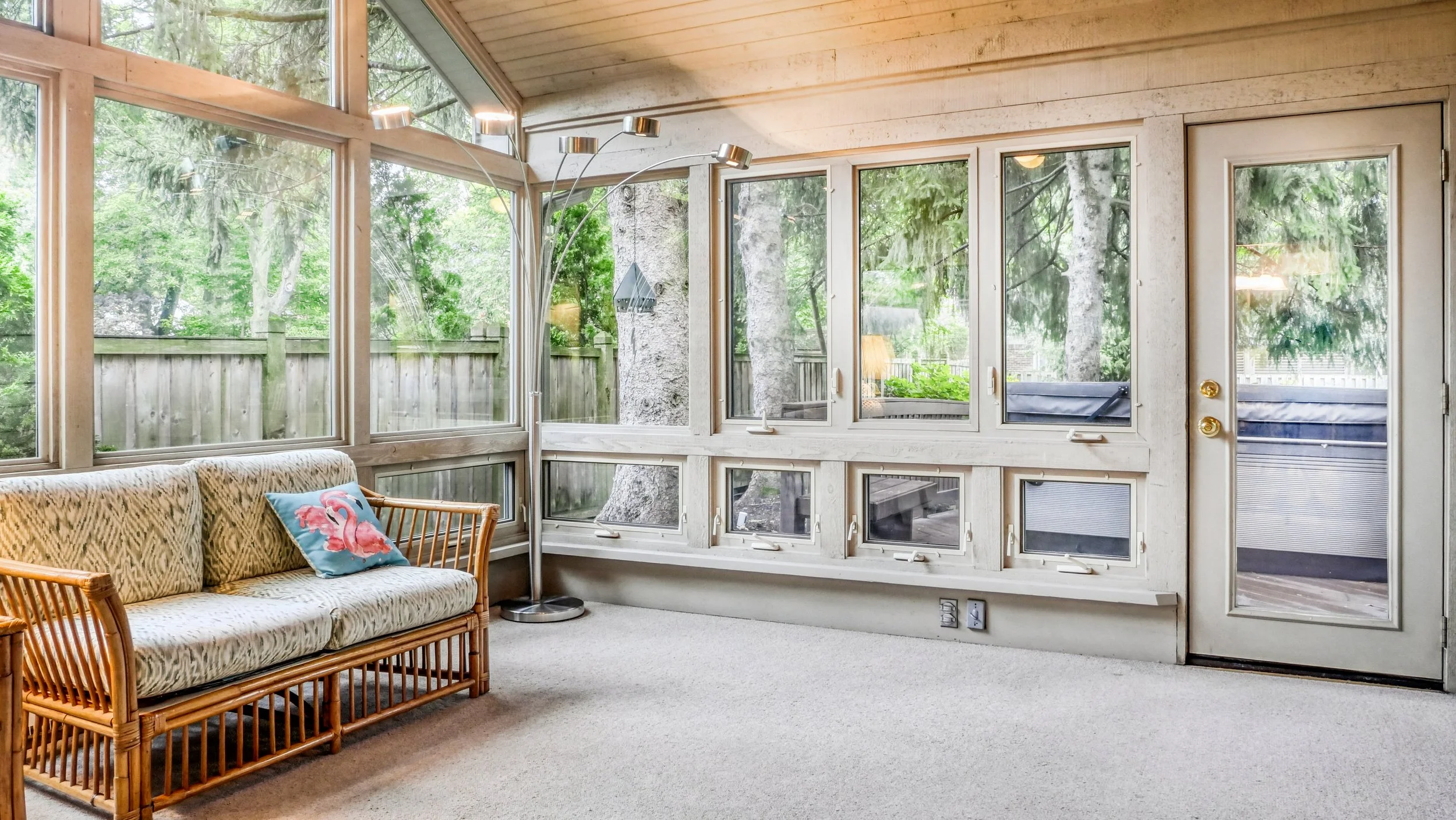 Sunroom 1.jpg