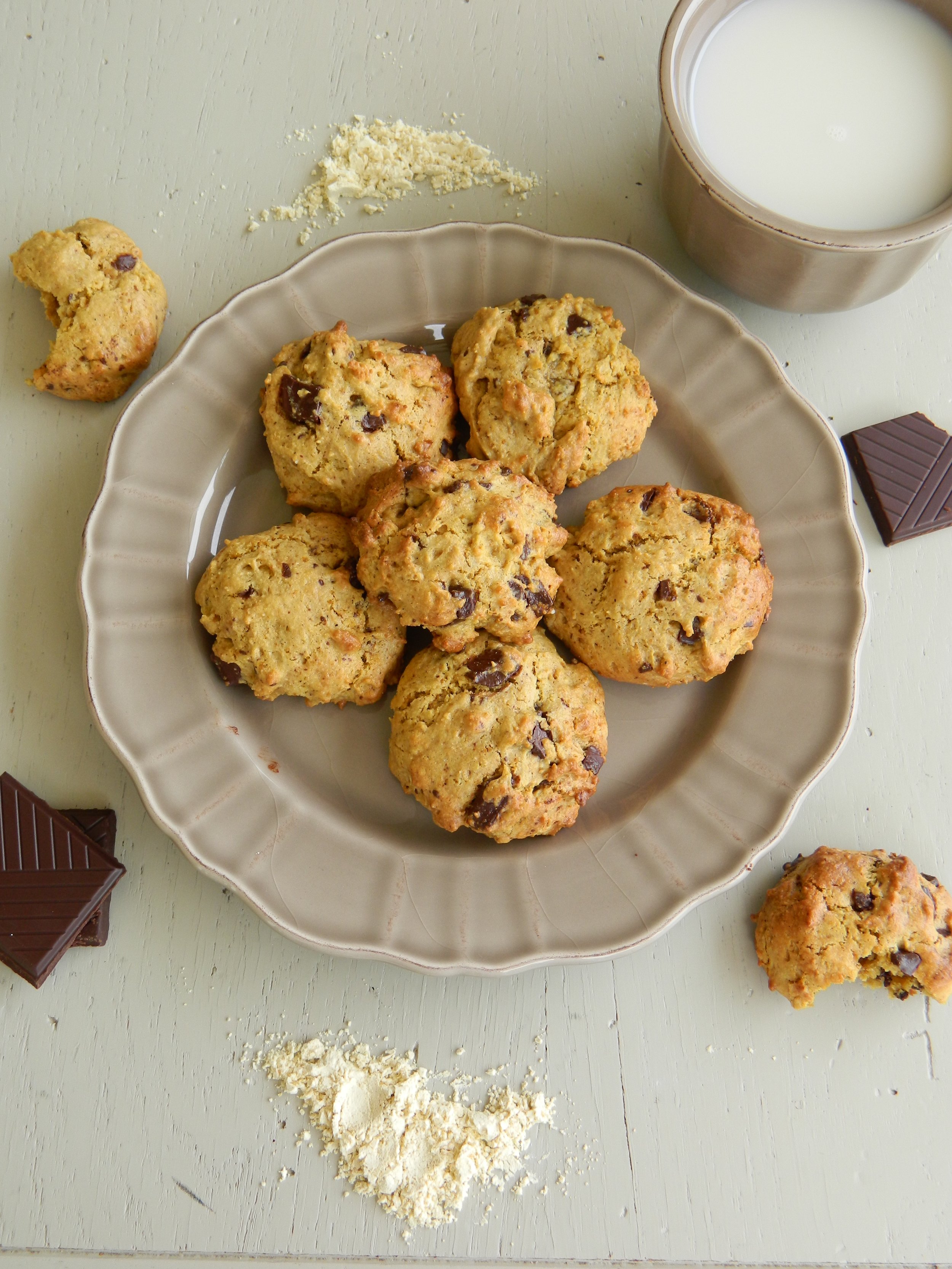 Biscuits aux brisures de chocolat &amp; farine de pois chiches