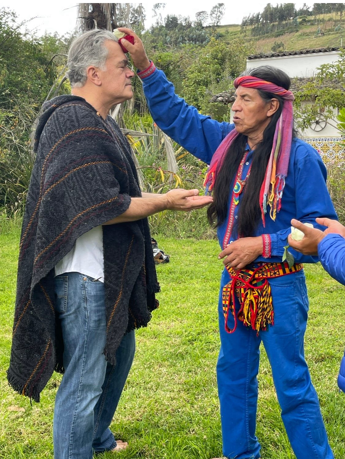 w/ Taita Don Jacho Costello in Otavalo