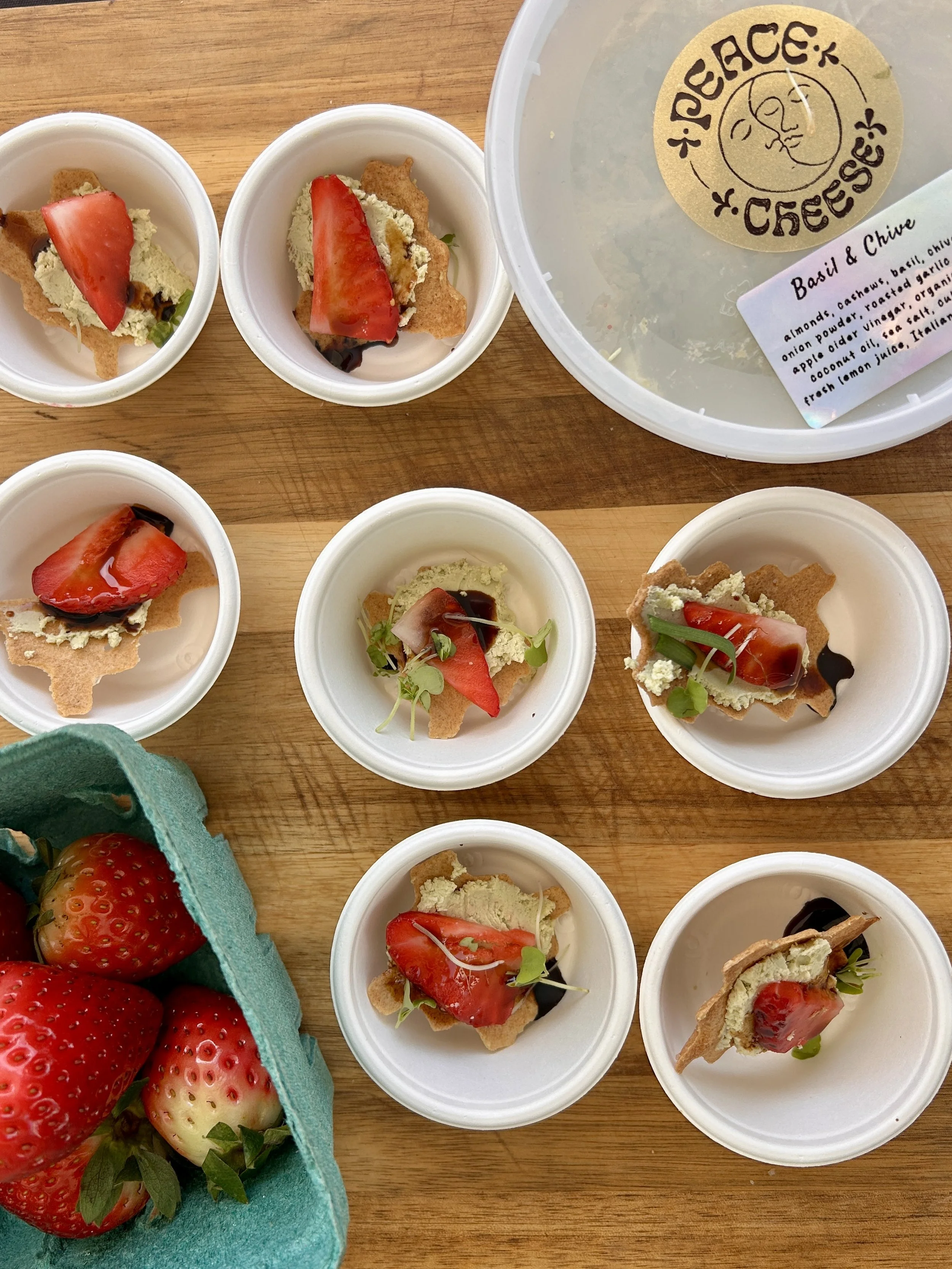 Fresh Basil &amp; Chèvre Strawberry Bite