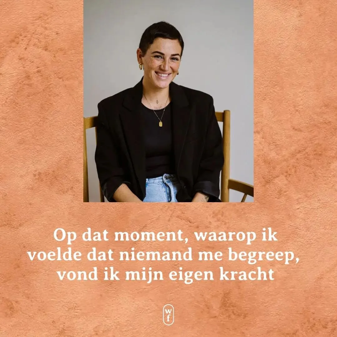 Ik zocht hulp, klopte overal aan. Ik belde mijn huisarts, die gaf me slaapmedicatie en het telefoonnummer van een psychiater.  Mailde een psycholoog, die moest al huilen als ze me zag omdat ze mijn verhaal zo heftig vond. Ik belde in die maanden welg