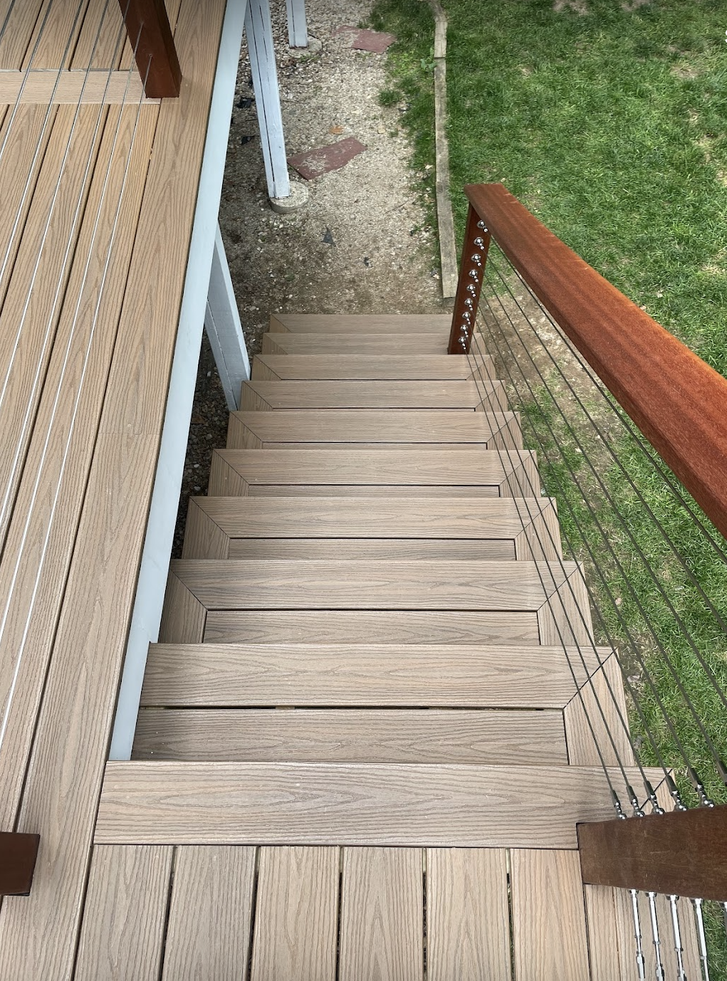 Screen Shot 2023-10-30 at 2.21.24 PM.png