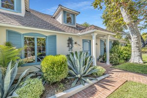 Best Neighborhoods to Live Near Pasadena, CA