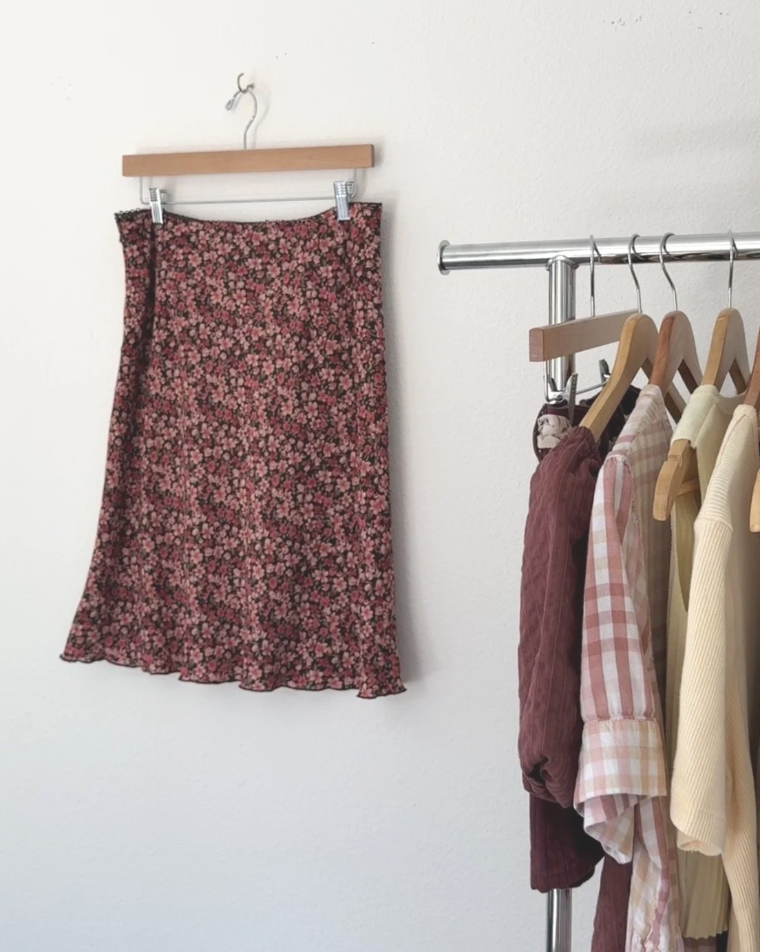 The Rusty Floral Midi Skirt (10)