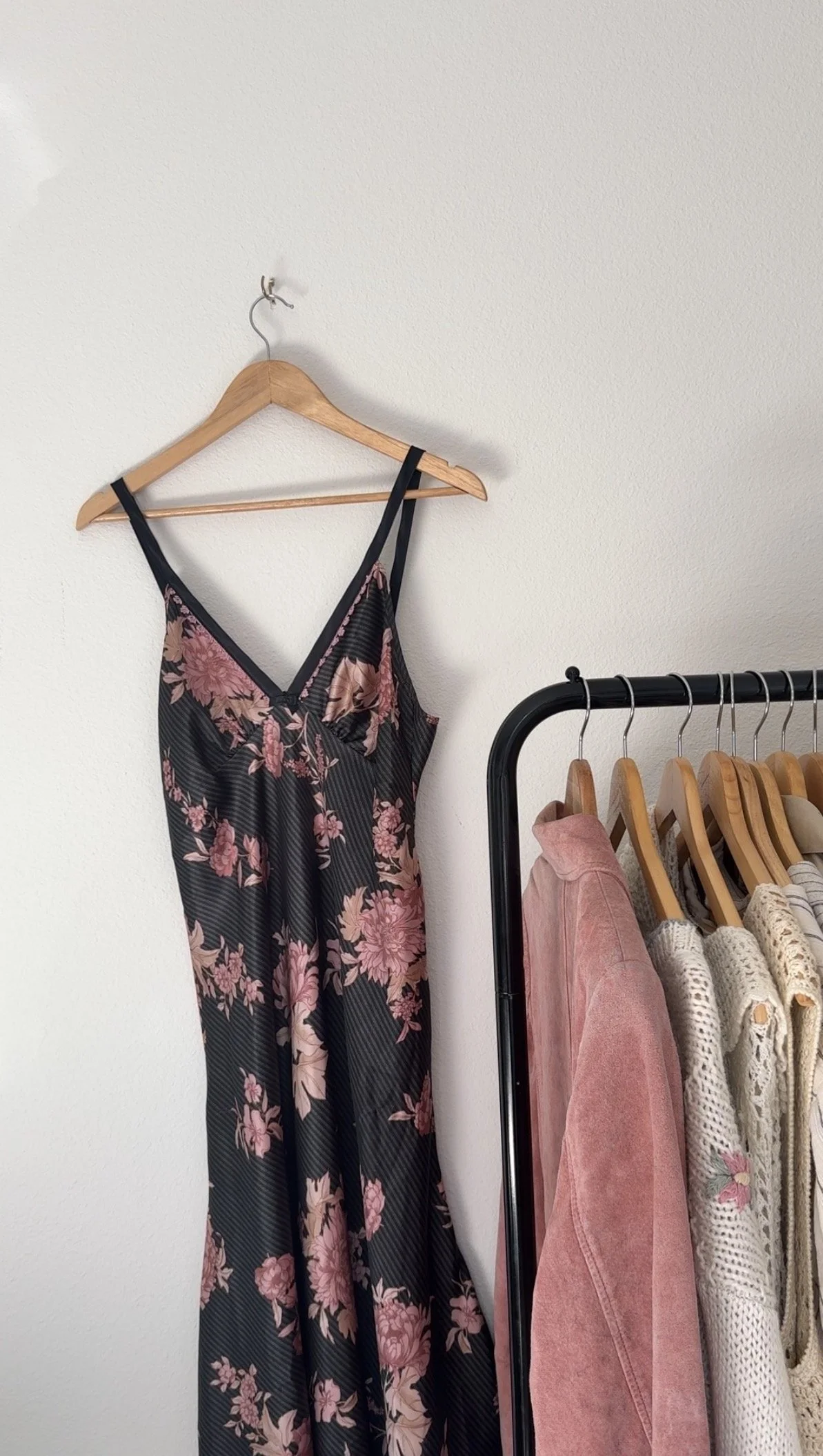 The Blush Floral Slip Dress (M)