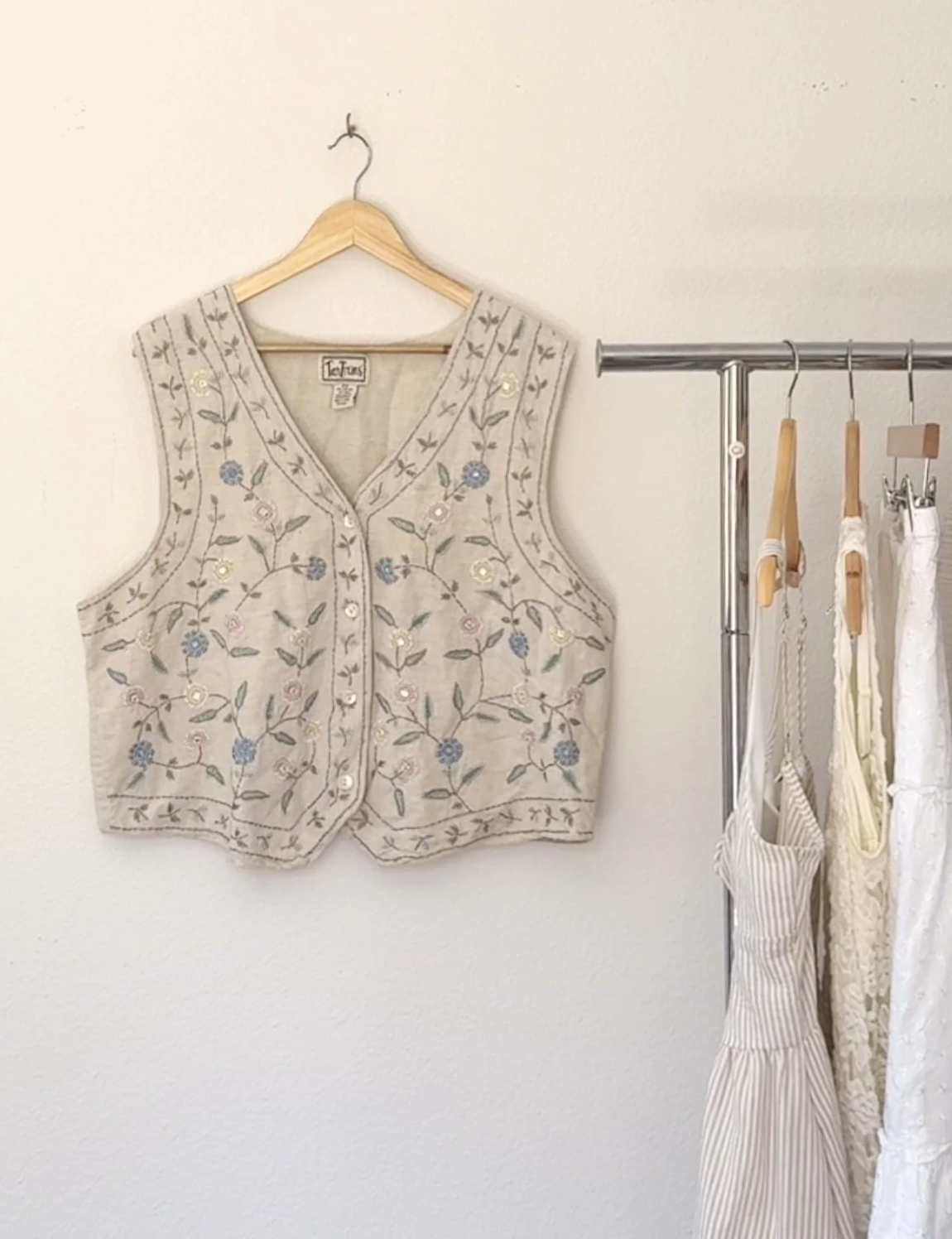 The Vintage Tantrum Vest (2X)