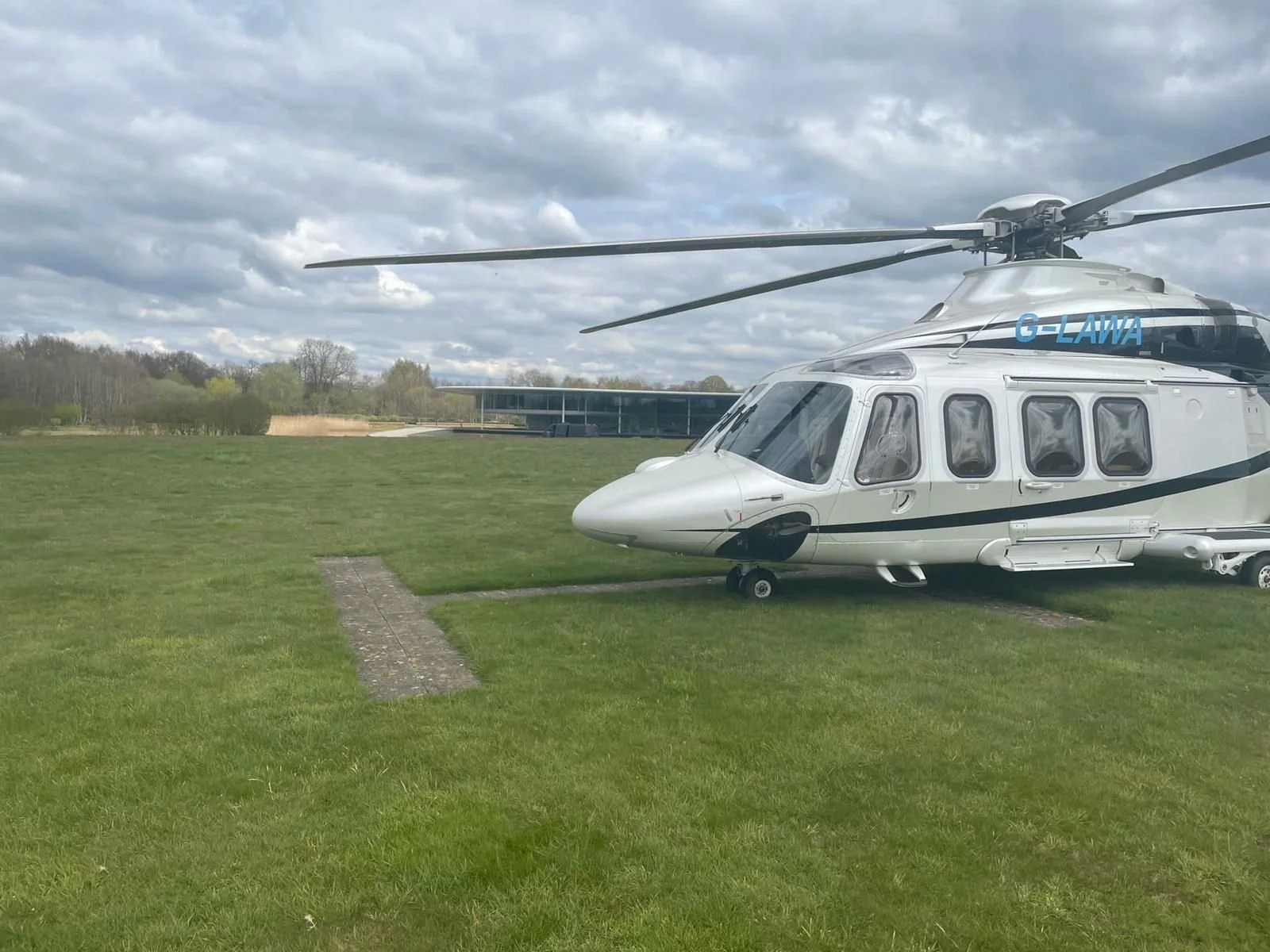 Charter G-LAWA Agusta 139