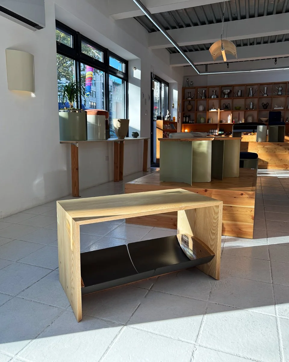 ZacFeltoon-City Entry Bench_Photo-Sabai_6.jpg