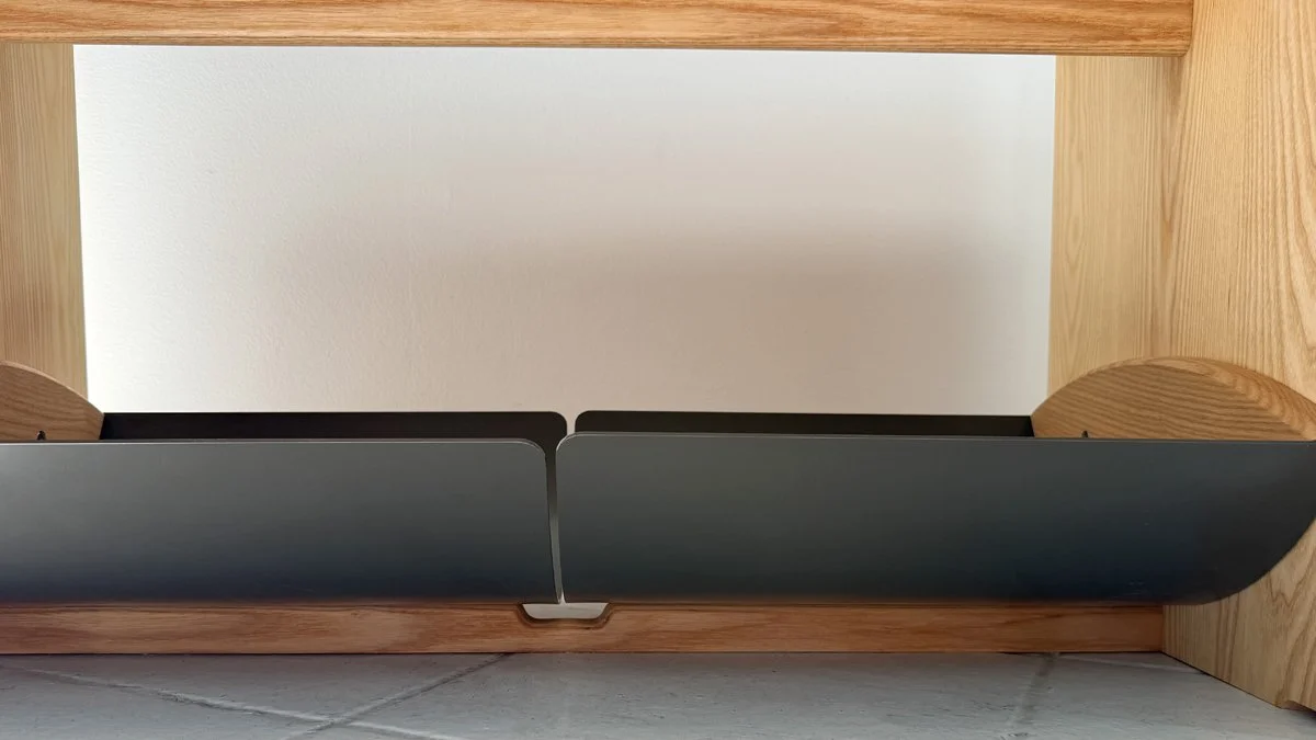 ZacFeltoon-City Entry Bench_Photo-Sabai_4.jpg