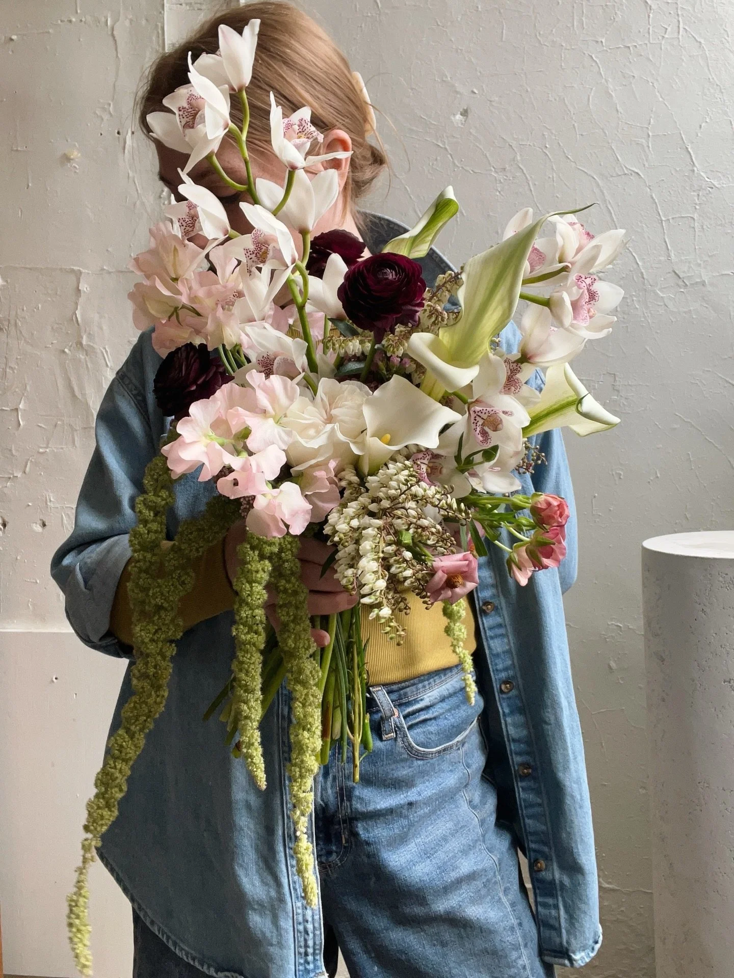 Flowers feel like hope. They feel like quiet luxury. They feel like a reminder that true life requires beauty. 
.
.
.
#kansascityflorist #kansascityweddingflorist #realweddings