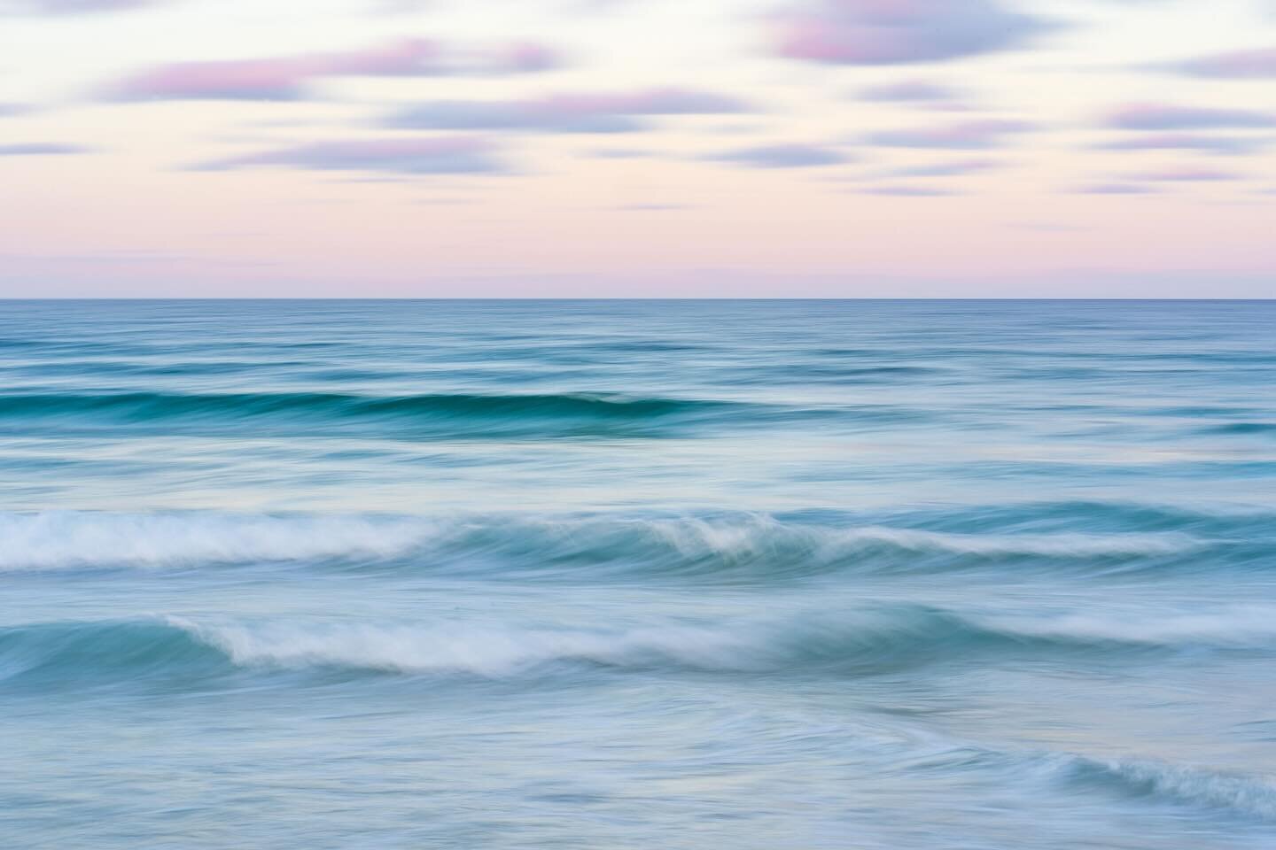 A motion blur seascape capture in Palm Beach, Australia. 

Orientation: Landscape

Printed on Fine Art Premium Paper.

Free Worldwide Shipping. Ships within 7-10 business days. 

Includes Print Only. Please, contact us for custom sizes and/or framing