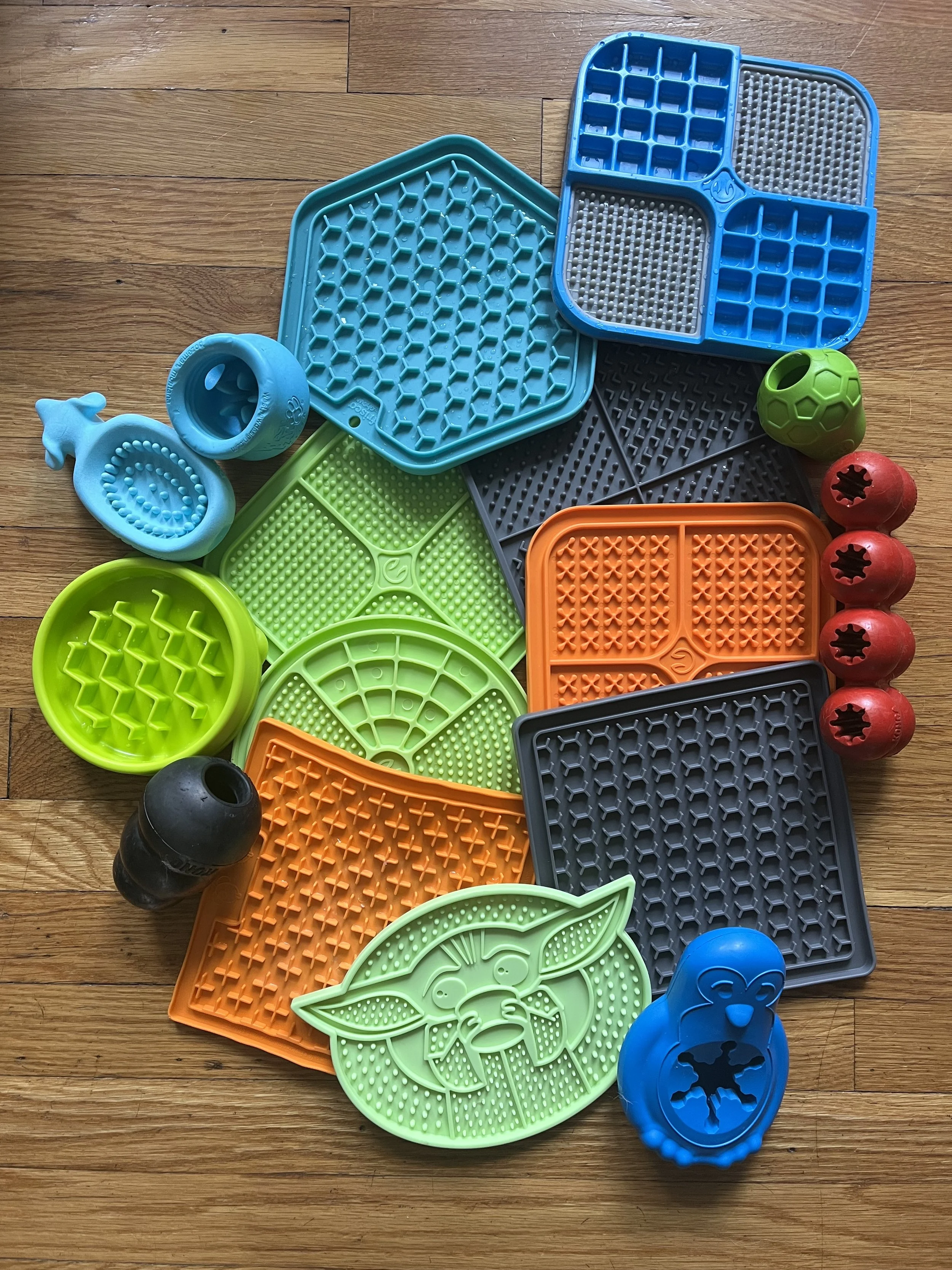 Are Puzzle Toys Useful or the Sign of a Lazy Dog Owner?