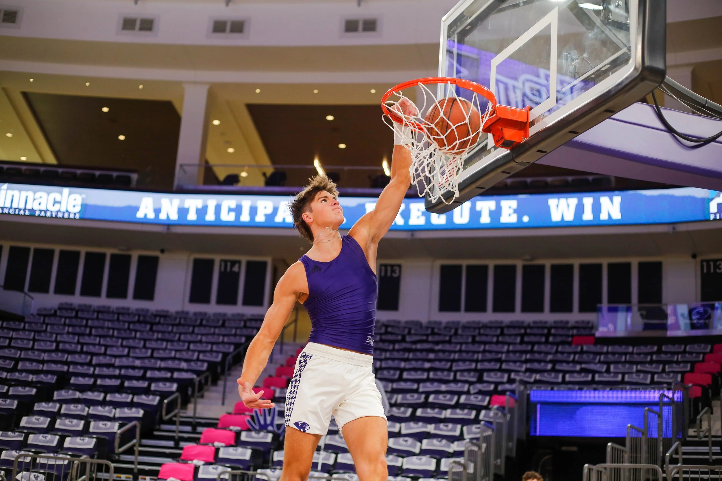 CJONES 241102 MBB TAILGATE-12.jpg