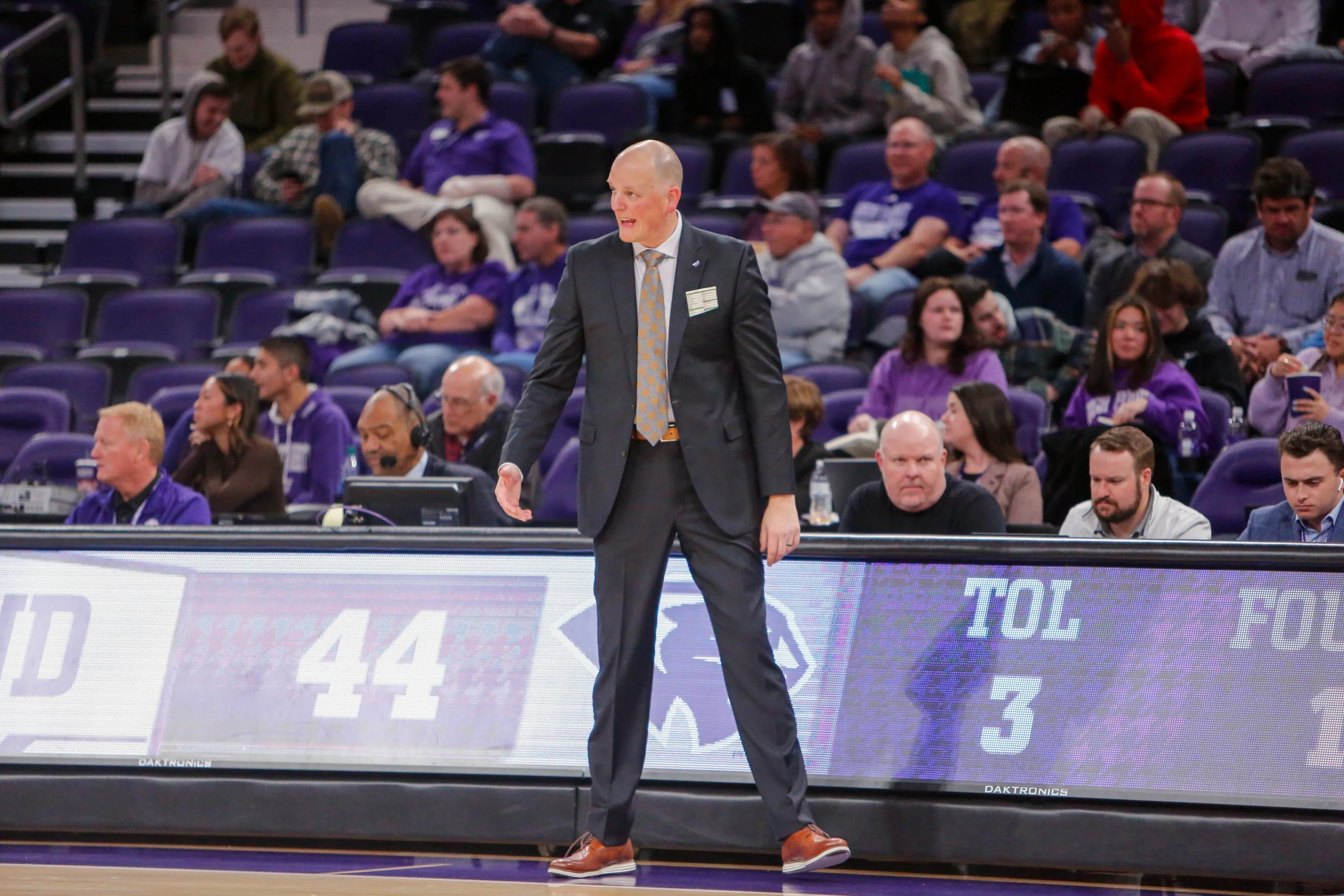 CJONES 231129 MBB vs Morgan State 086.jpg