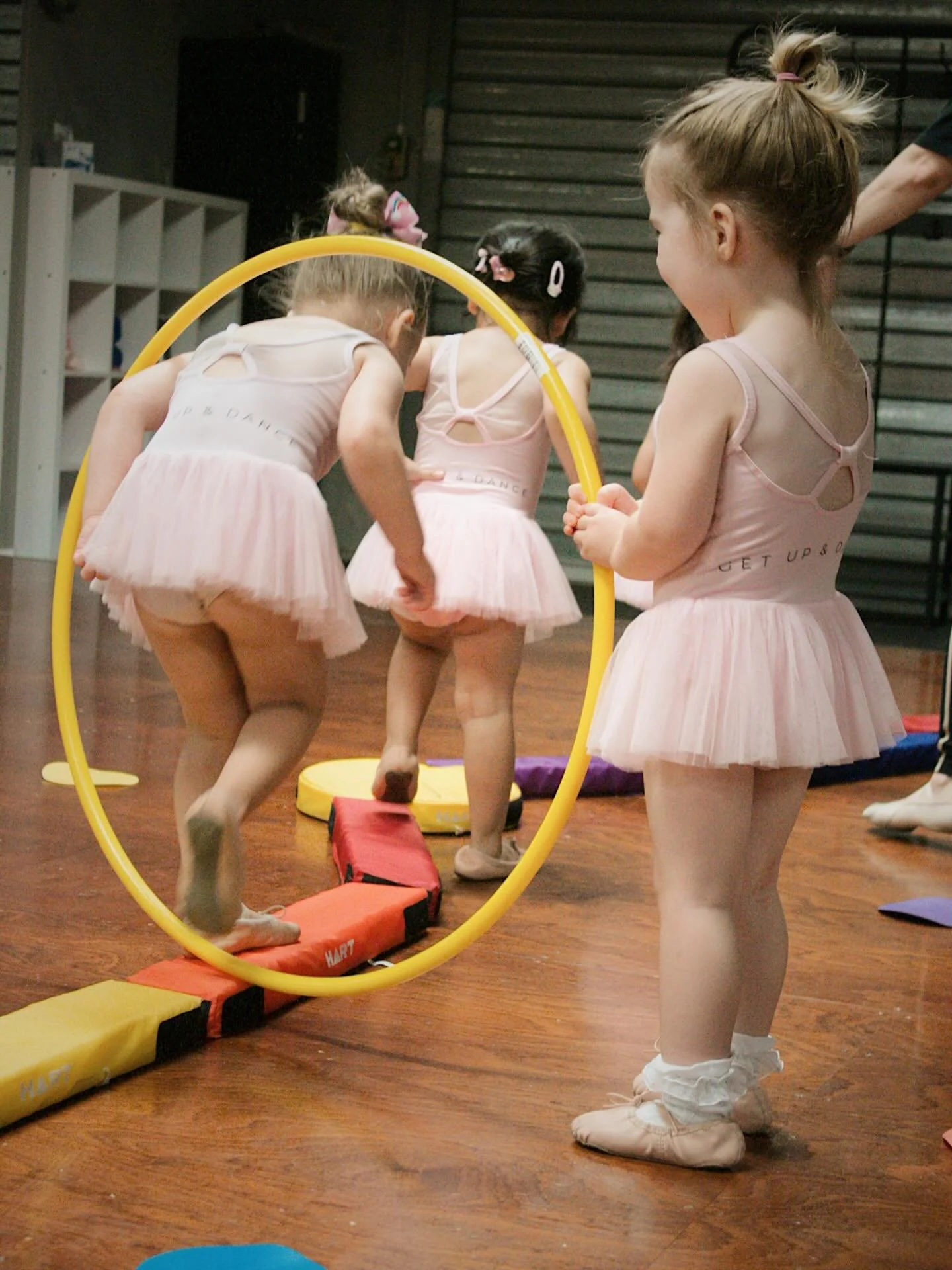 Building confidence, balance and the most adorable friendships!

Our preschoolers learn through fun, movement and imaginative play every week 💛

Ready to try a class? 2026 enrolments are open 🩰🥰
.
.
#frontierstudios #brisbanedance #brisbanebayside