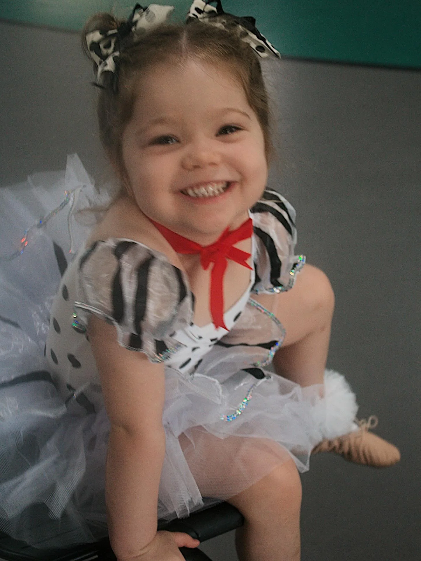 The sweetest backstage smile ✨

Our preschool crew melted every heart in the audience at our end of year concert! 🤩

Looking to trial a class for your little one? Send us an email info@frontierstudios.au 💌

We&rsquo;d love to dance with you! 
.
.
#
