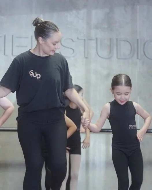 Behind every confident dancer is a teacher who truly cares 🤍

Our team is passionate about helping every child feel supported, encouraged and proud of their progress.

🔗 Enrolments open

#FrontierStudios #BrisbaneFamilies #DanceTeachers #StudioCult
