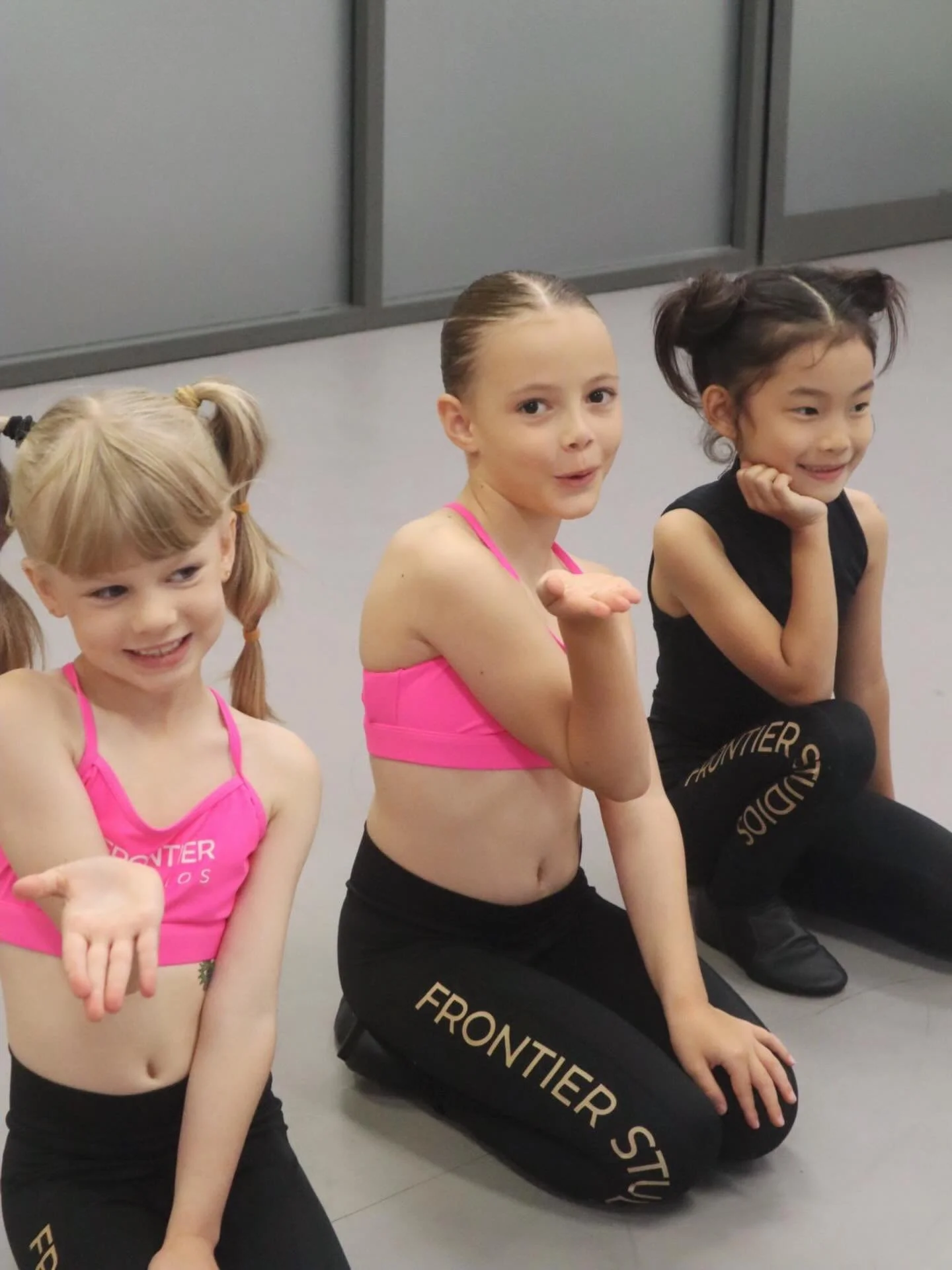 Giggles, kisses to the camera, and just loving being in the studio.

This is our why 🤍

#FrontierStudios #StudioLife #LittleDancers #DanceFamily #BrisbaneDance