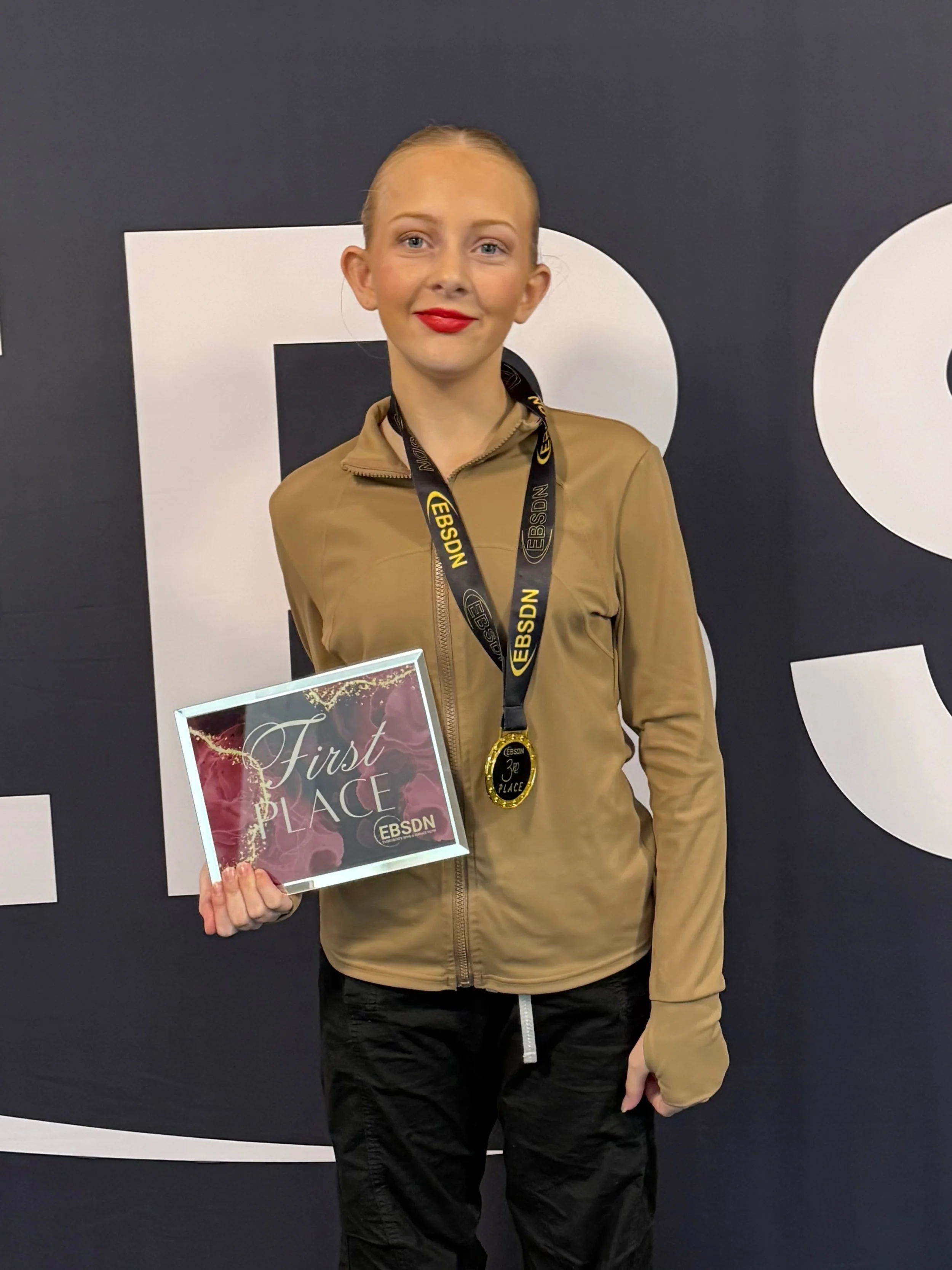 Congratulations to our beautiful Pre Senior soloist who debuted at the Everybody Sing Dance Now Competition yesterday ✨ @ebsdn.aus 

We are incredibly proud of you and all of your hard work, courage and dedication🤍

🏆 Awards:
&bull; 🥇Contemporary 