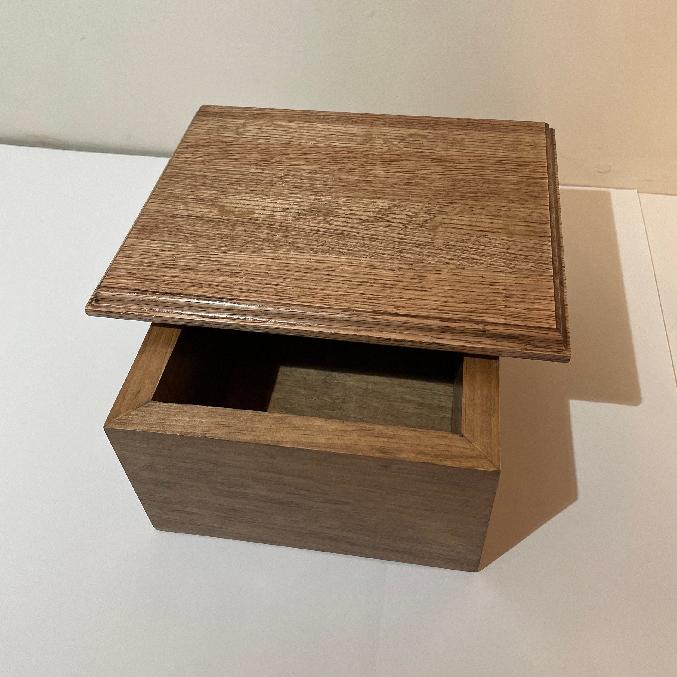 https://i.etsystatic.com/38691852/r/il/dce723/4638752904/il_fullxfull.4638752904_irr2.jpg