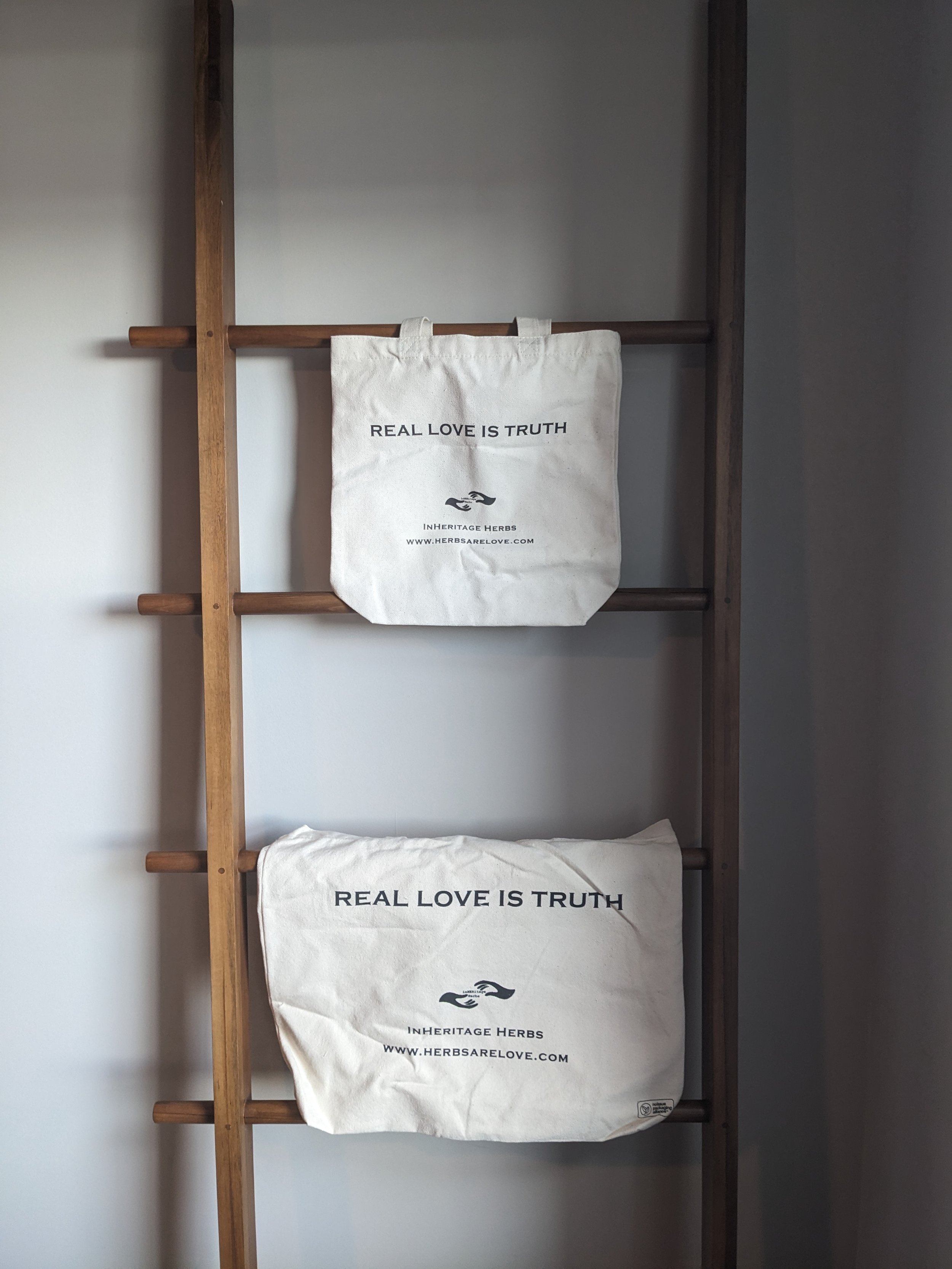 HelloDarlingToteBag11.jpg