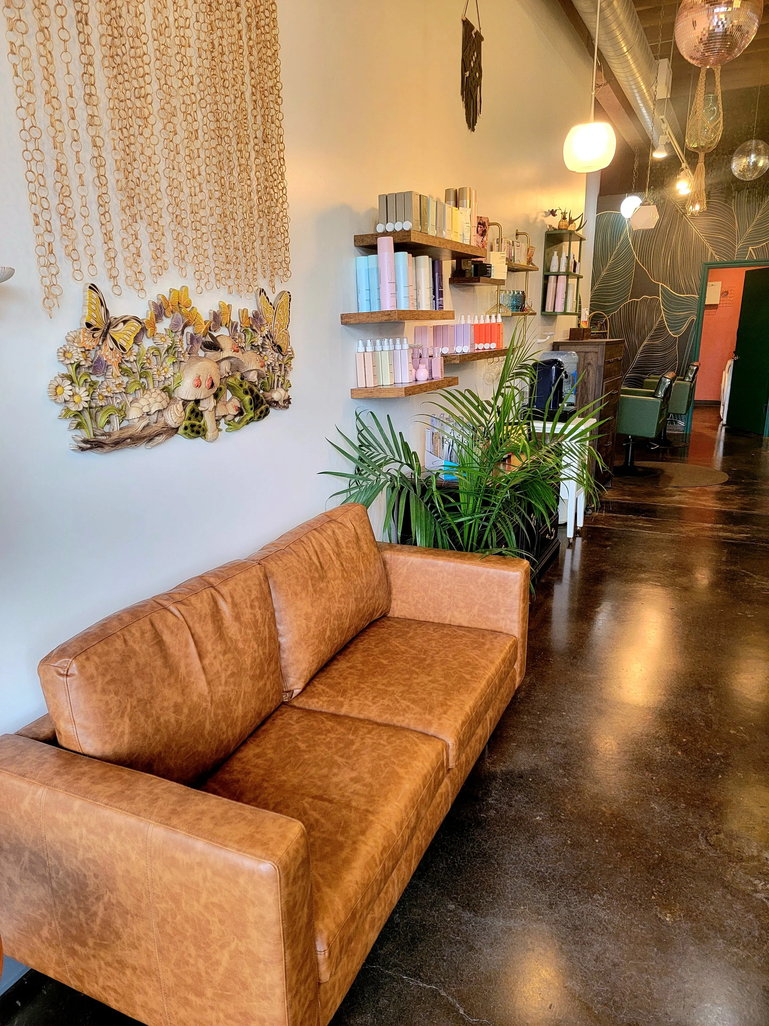 Invoke Salon