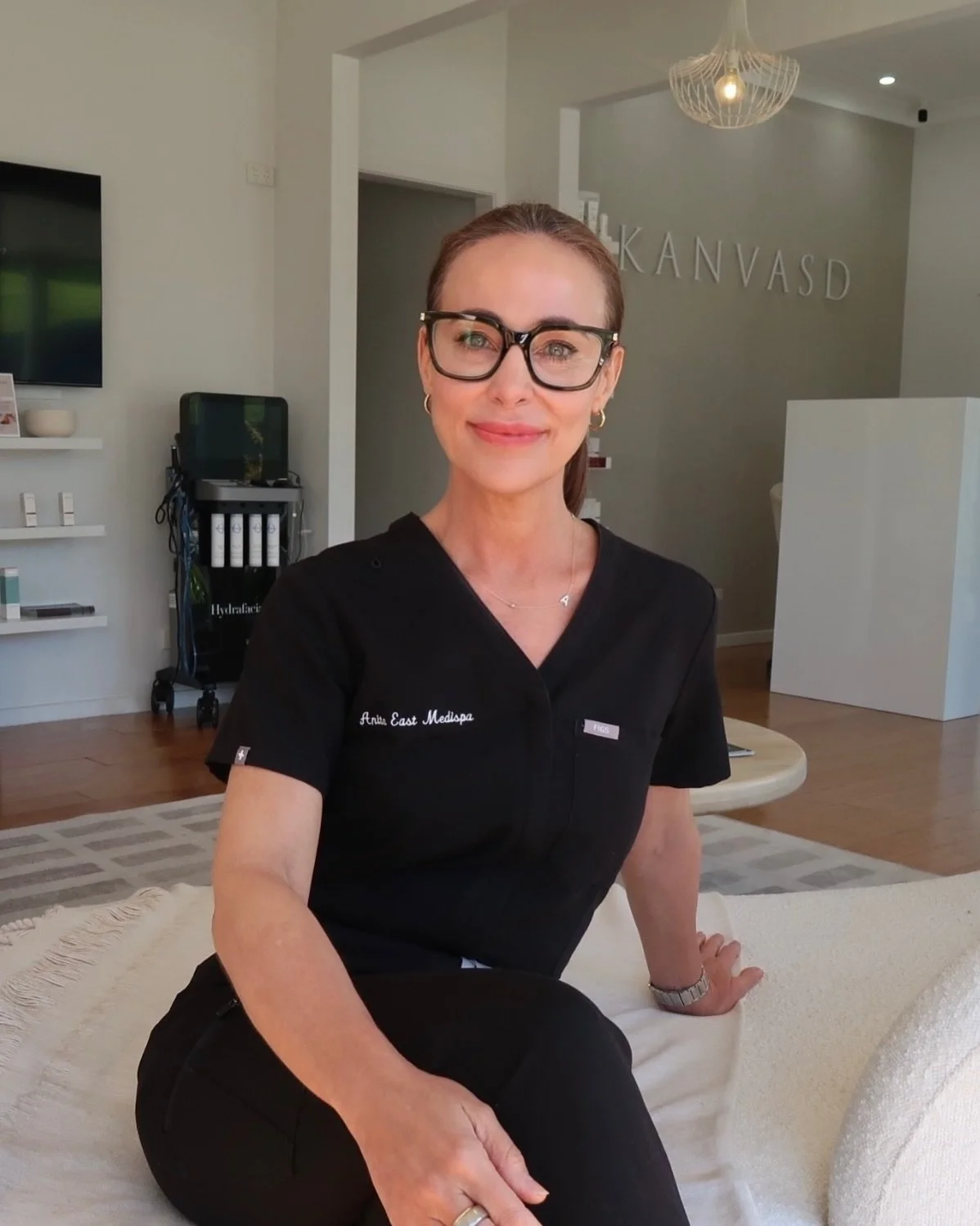 Meet Anita East, Kanvasd Clinic&rsquo;s medical oversight 🪽

Working closely alongside our Registered Nurses, Anita provides ongoing clinical guidance and professional
oversight, helping us deliver the exceptional care and outcomes our patients have