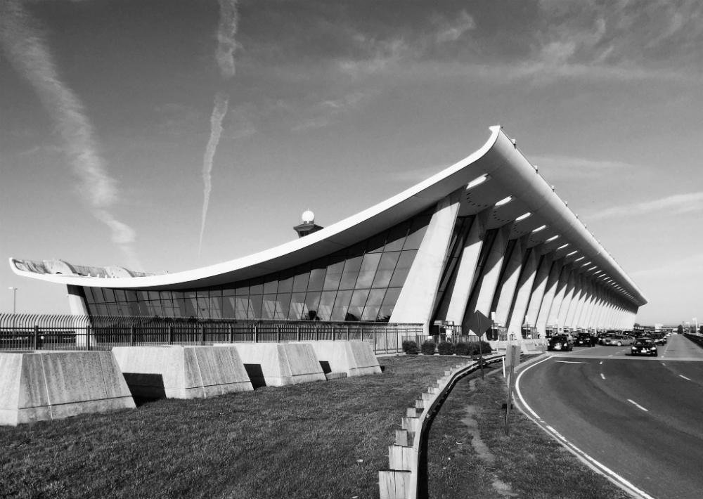 Credit-Deane-Madsen-Dulles-Intl-Airport (1).jpg