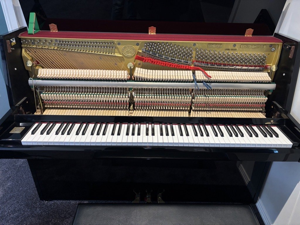 piano tuner near emu plains tuning upright piano in sydney
