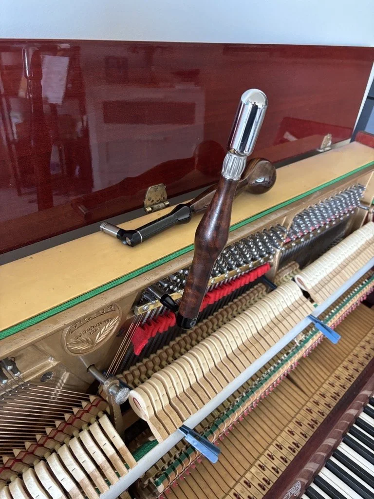 piano tuner darlinghurst tuning upright piano