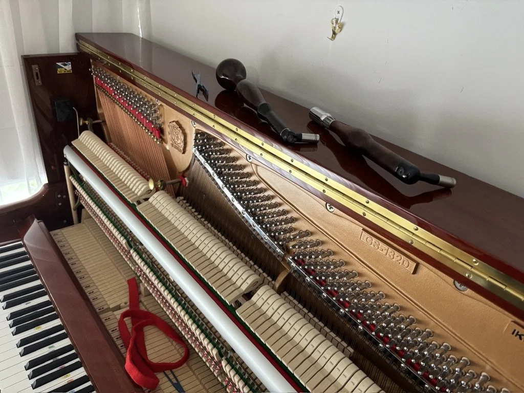 piano tuner warragamba near sydney tuning upright piano