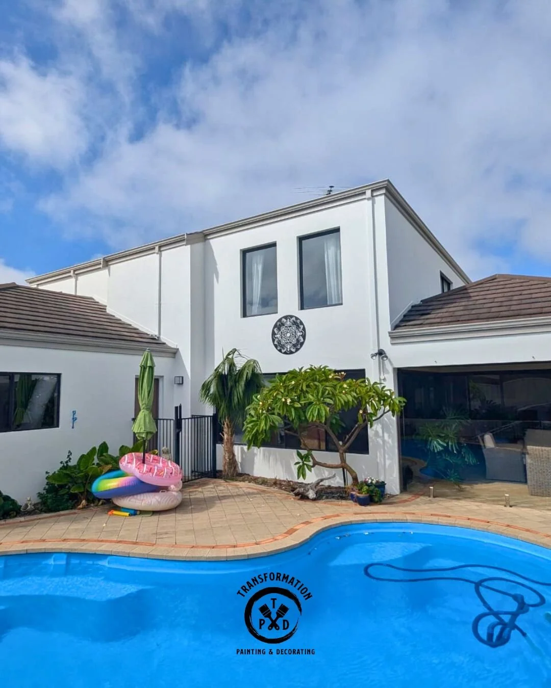 Exterior Transformation - From Dark &amp; Heavy to Light &amp; Modern