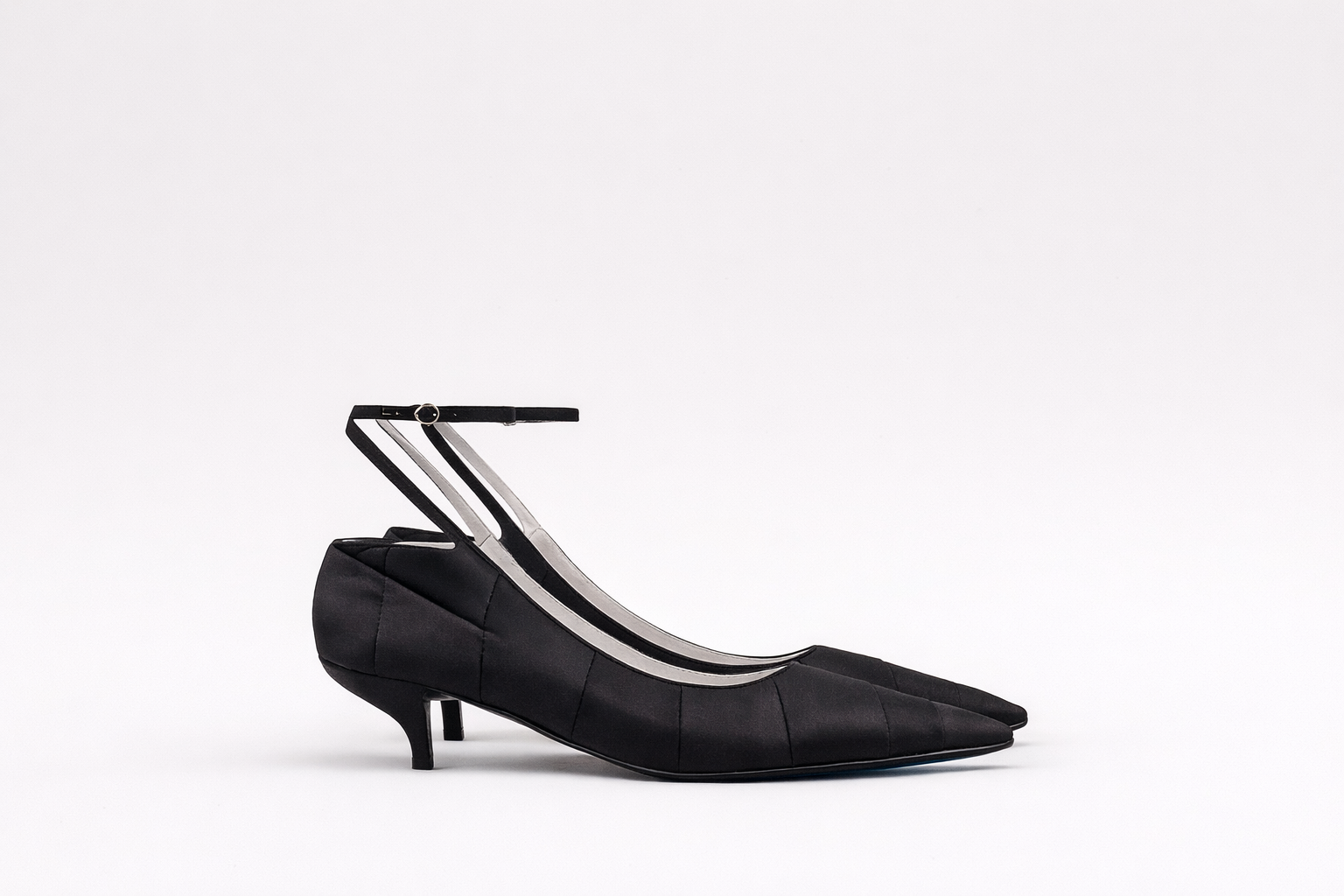 MAXINE BOOT BLACK WITH BLACK HEEL 4.png