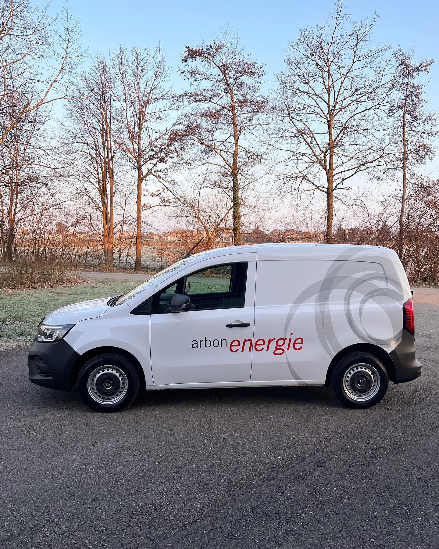 Fahrzeugbeschriftung f&uuml;r Arbon Energie AG 💡#gestalterwerbetechnik #arbon #bodensee #roggwil #energie #werbung #autobeschriftungen