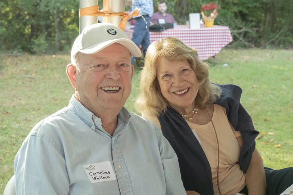 Neal and Marilyn Wallace.jpg
