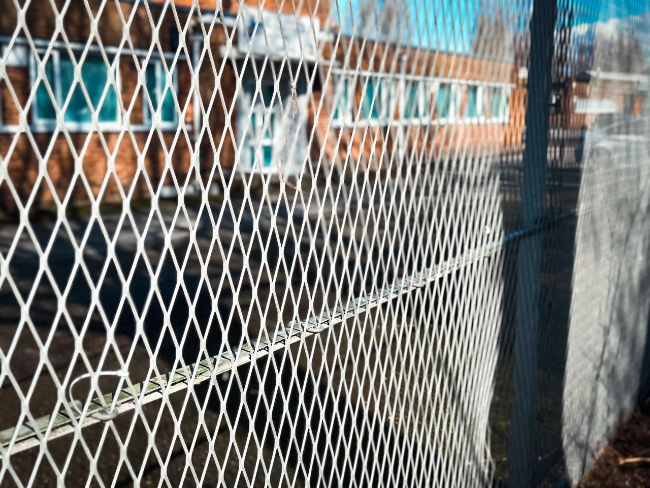Metal gate zoom.jpg