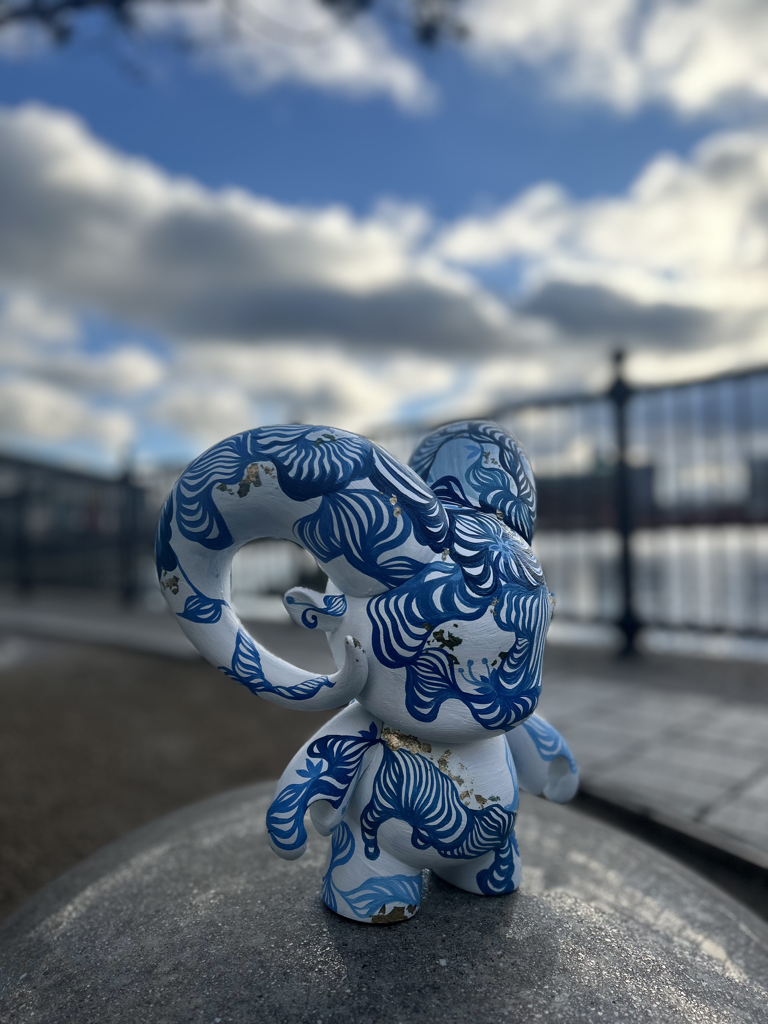 London Autumn 2024,Acrylic and varnish on sculpture, Yizan Gallery, Taiwan, 2024