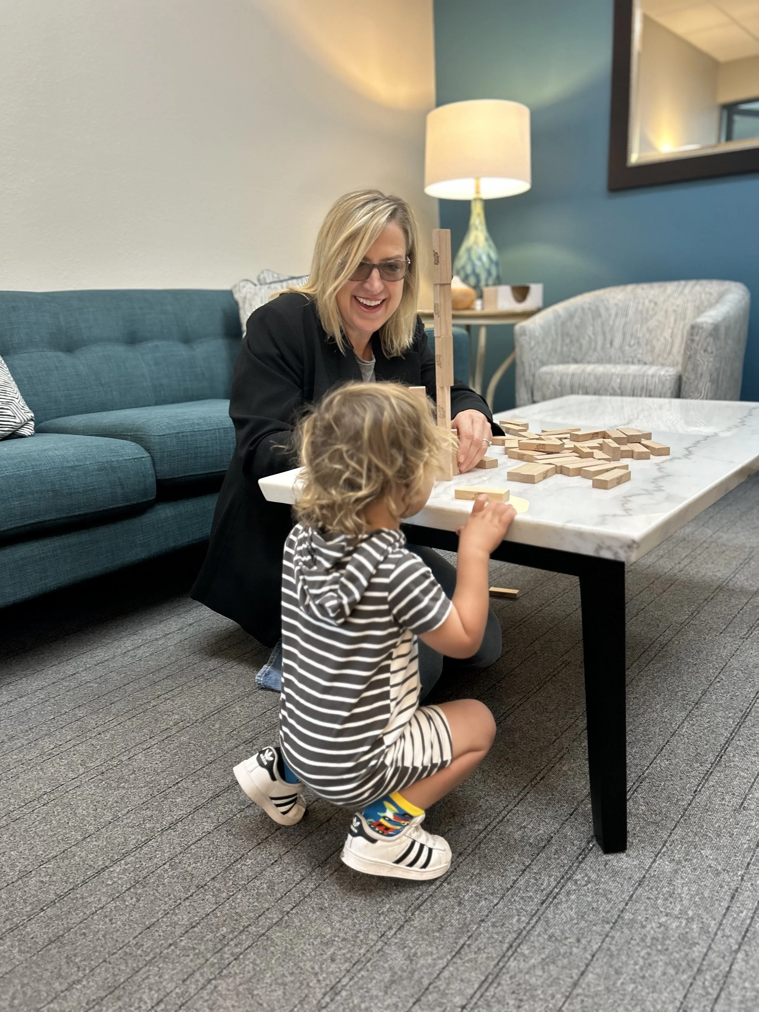 Counselor in Santa Clarita for Children, Teens, Young Adults & Families.